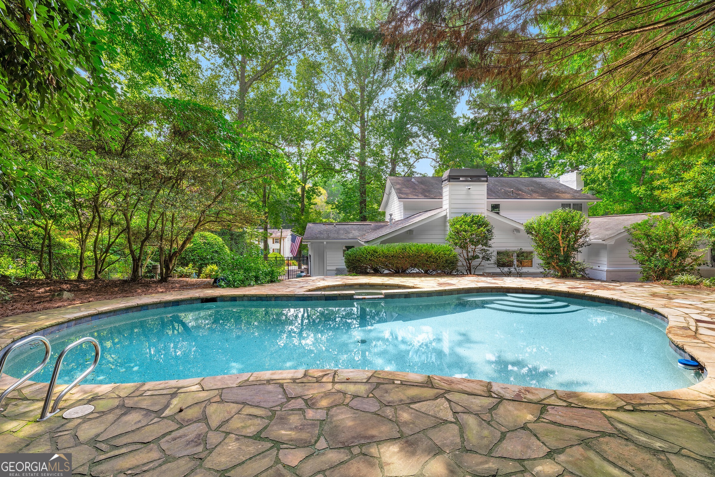 3432 Wynnton Drive NE