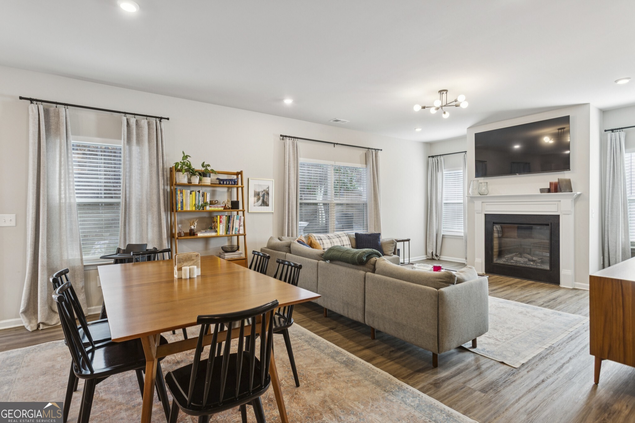 6027 Whitetail Deer Run