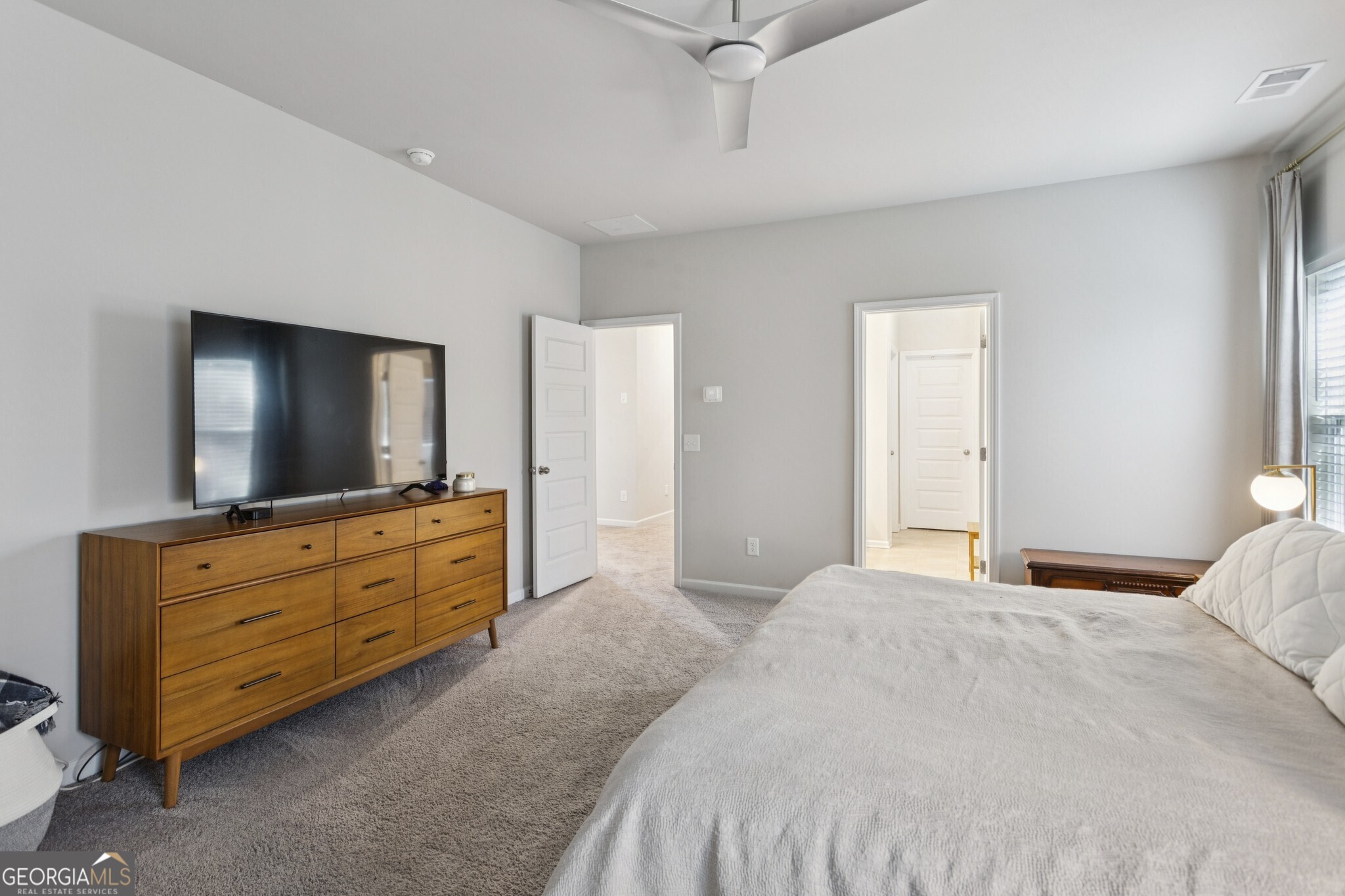 6027 Whitetail Deer Run