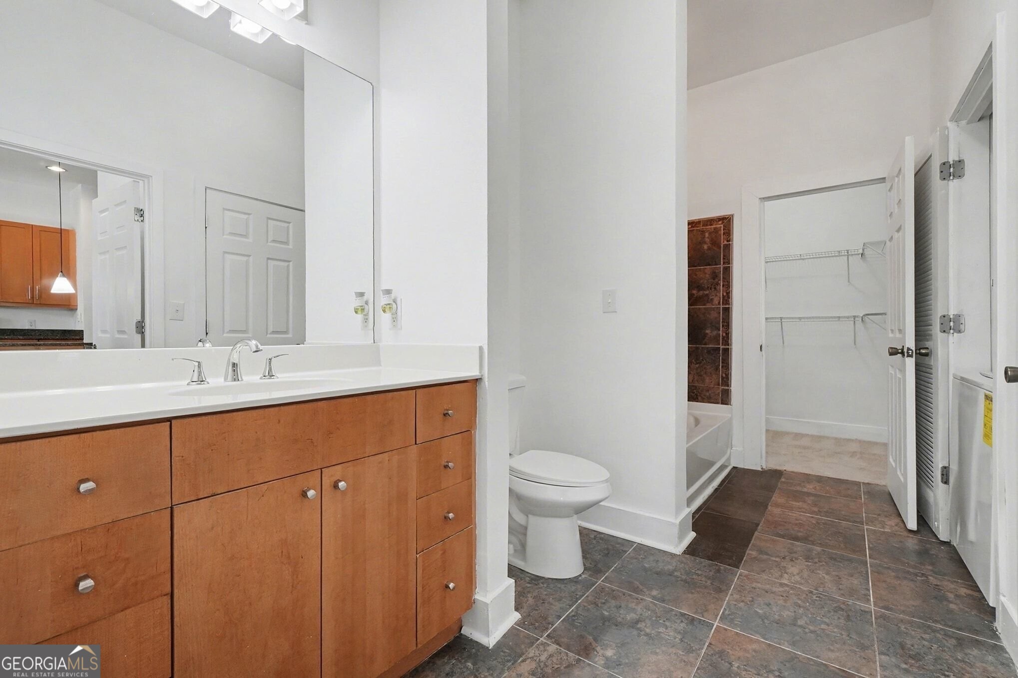 425 Chapel Street SW # 1211