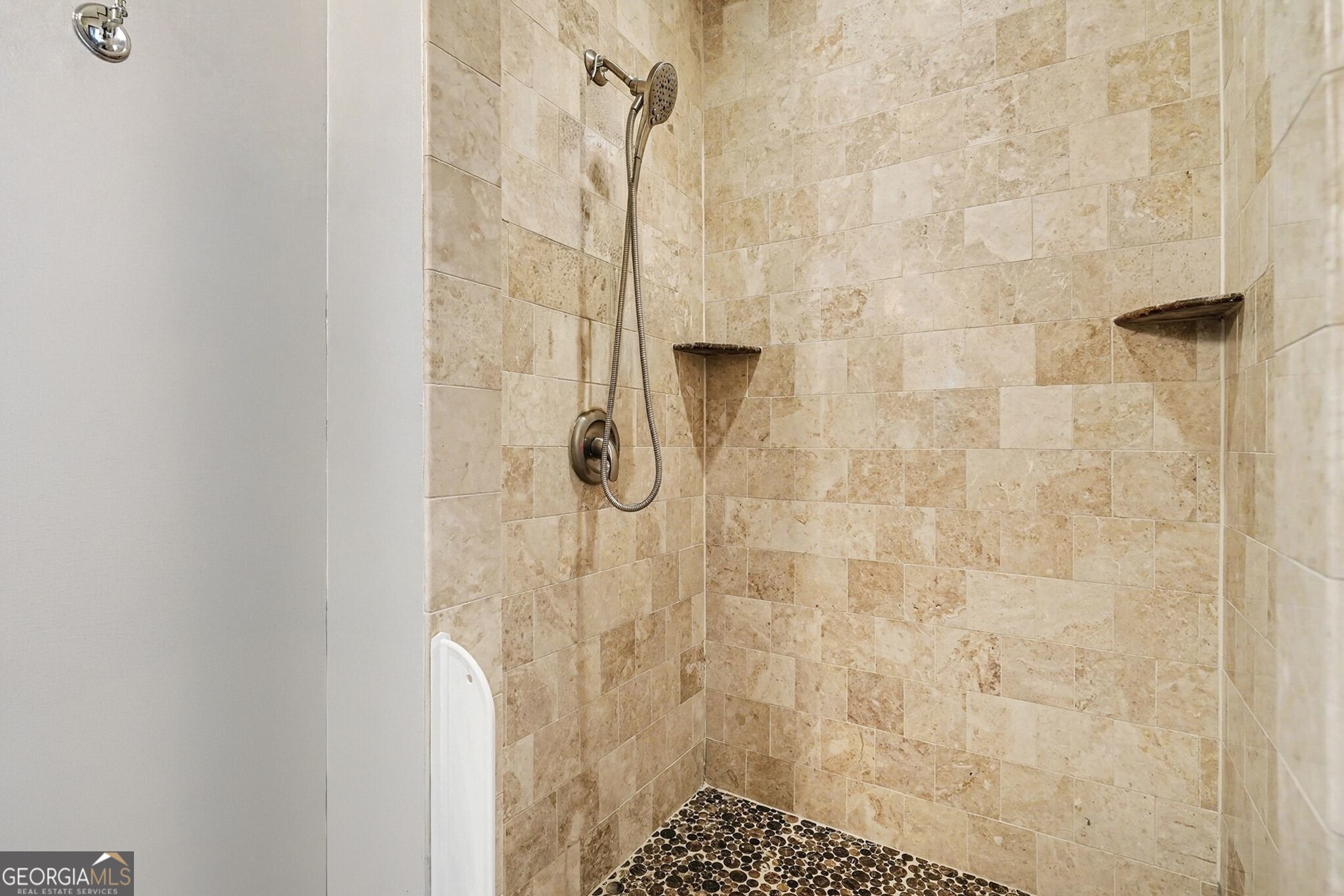 916 Myrtle Street NE # 1