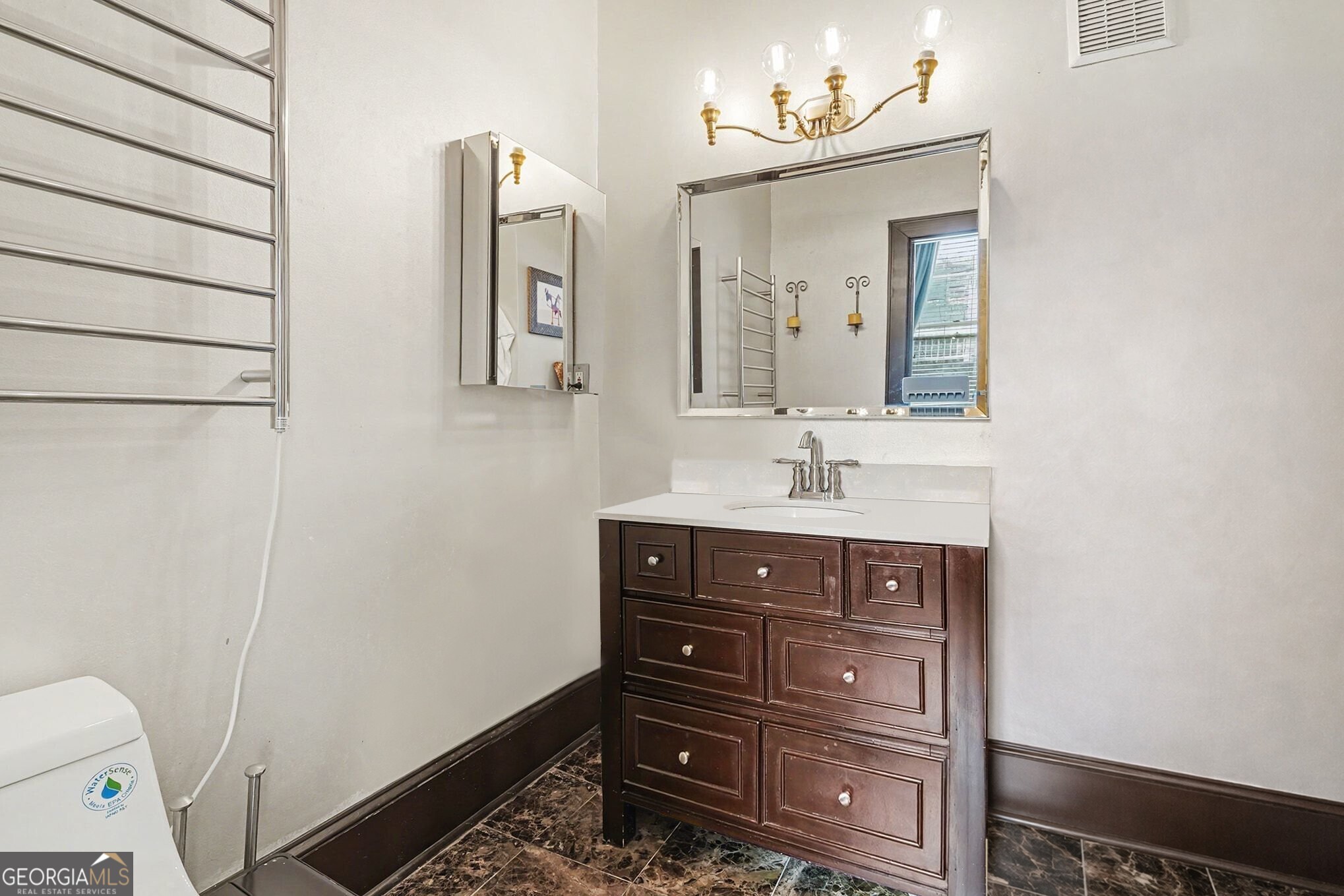 916 Myrtle Street NE # 1