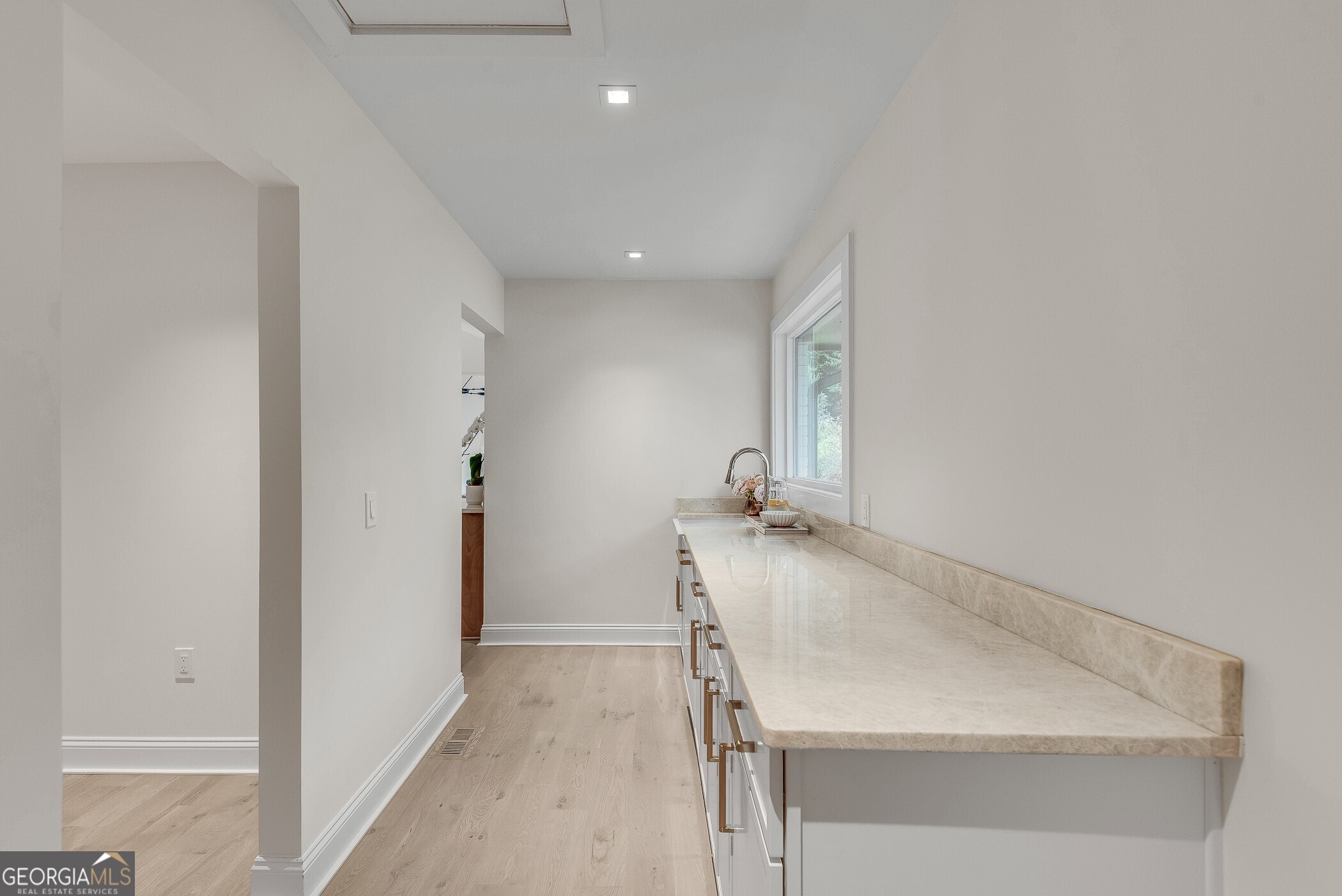 2362 Greenglade Road NE