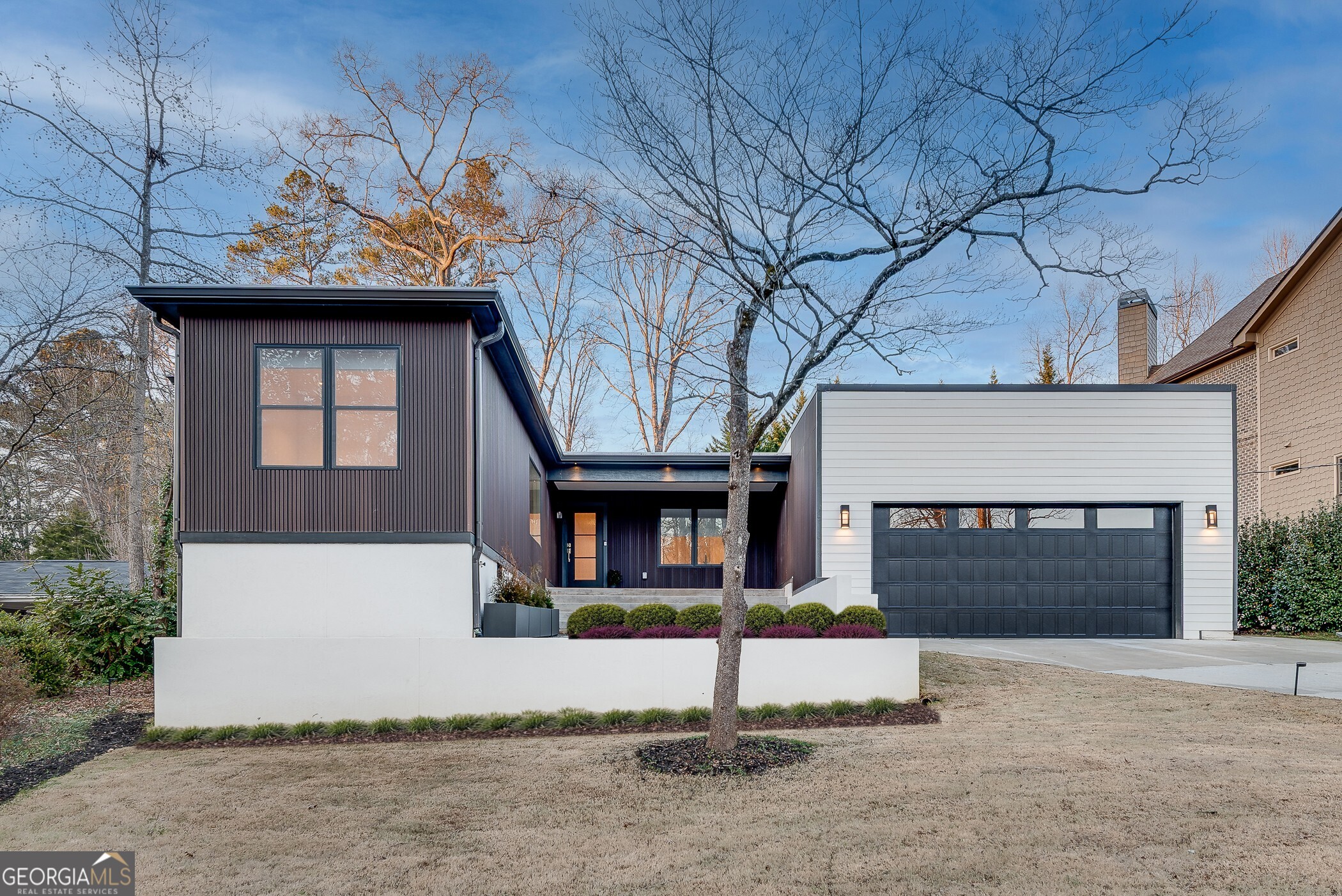 2362 Greenglade Road NE