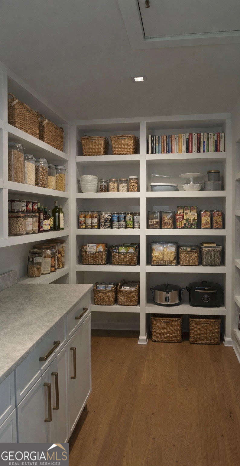 2362 Greenglade Road NE