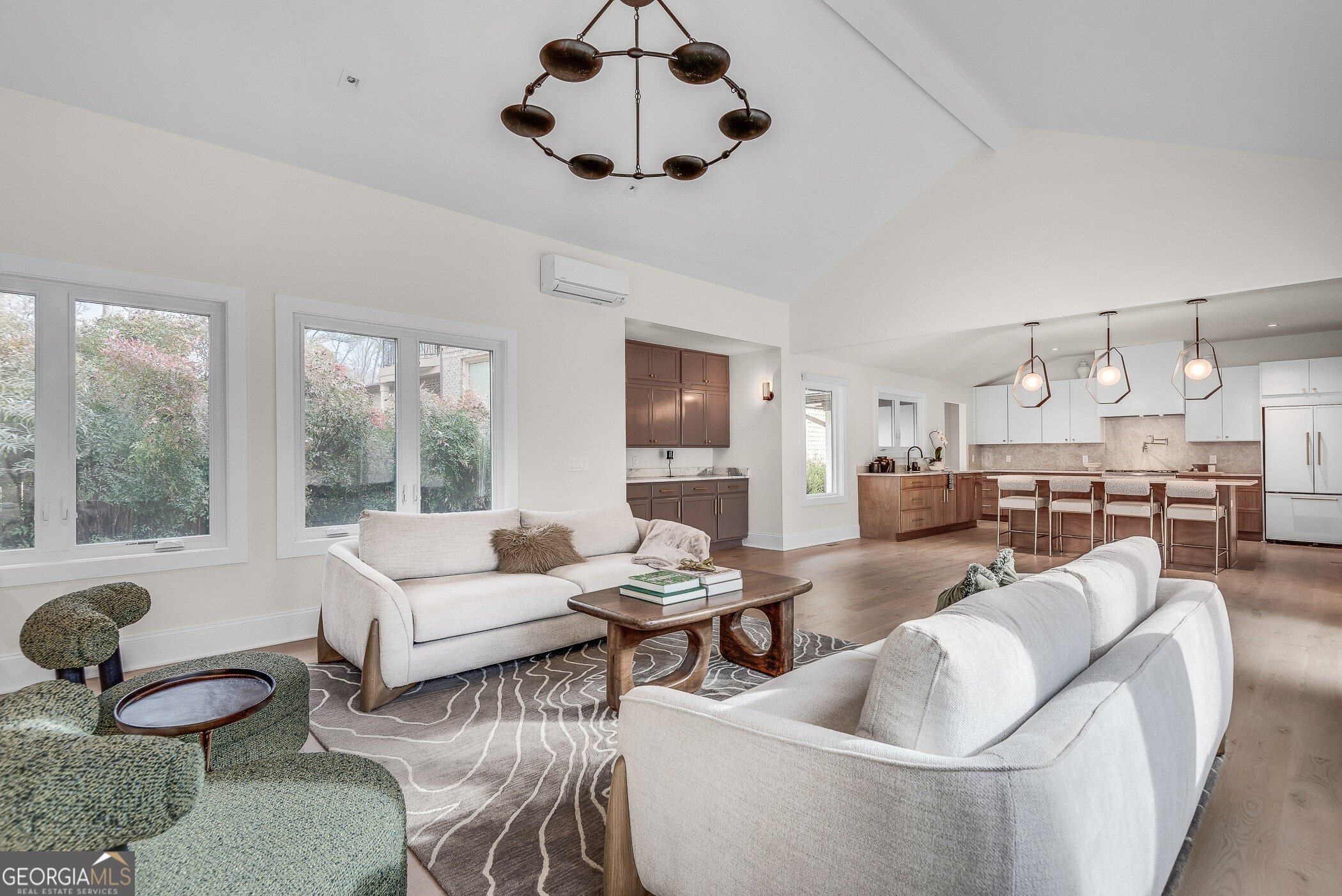 2362 Greenglade Road NE