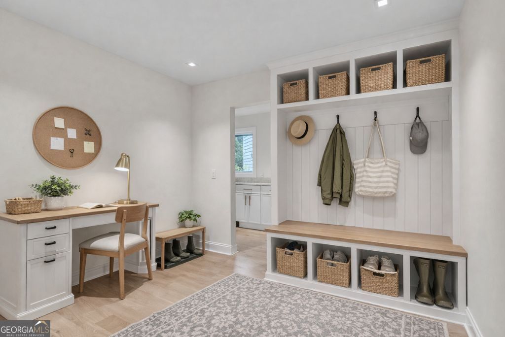 2362 Greenglade Road NE