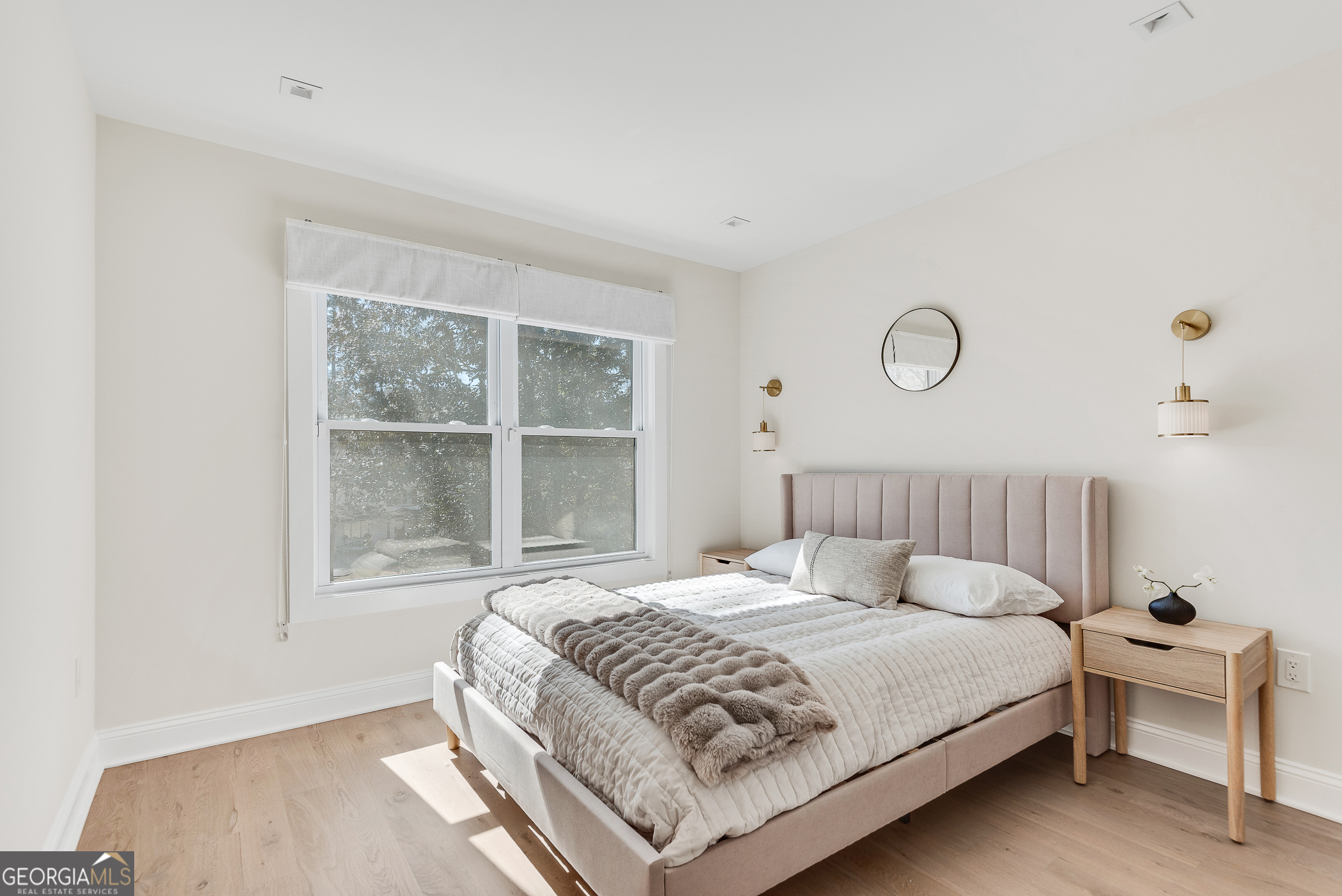 2362 Greenglade Road NE