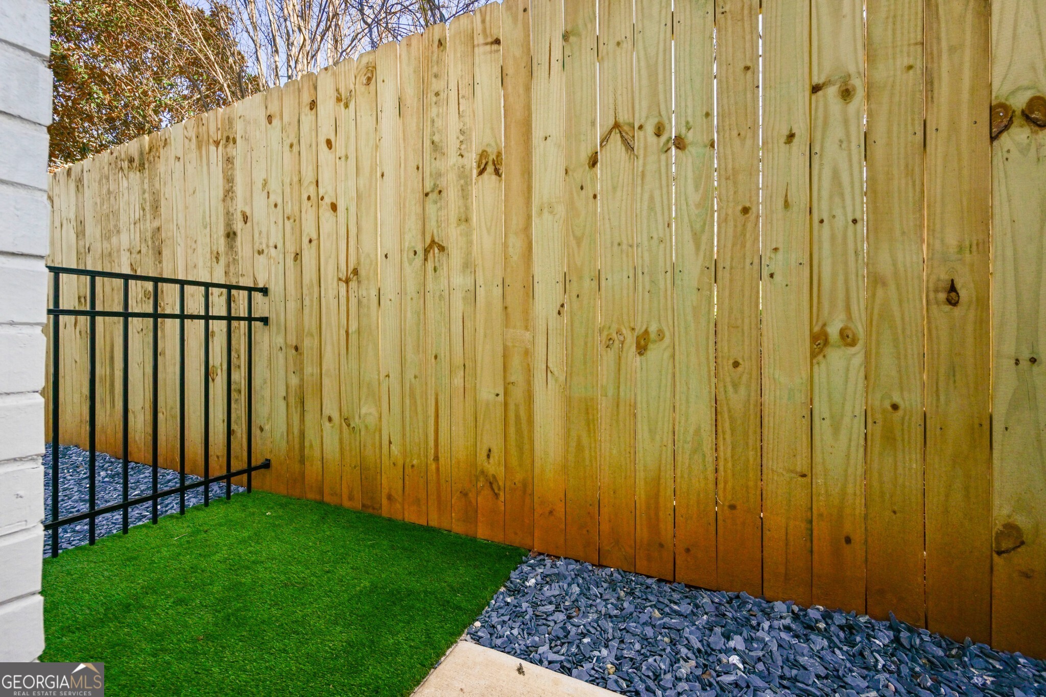 1160 Boulevard SE # 12