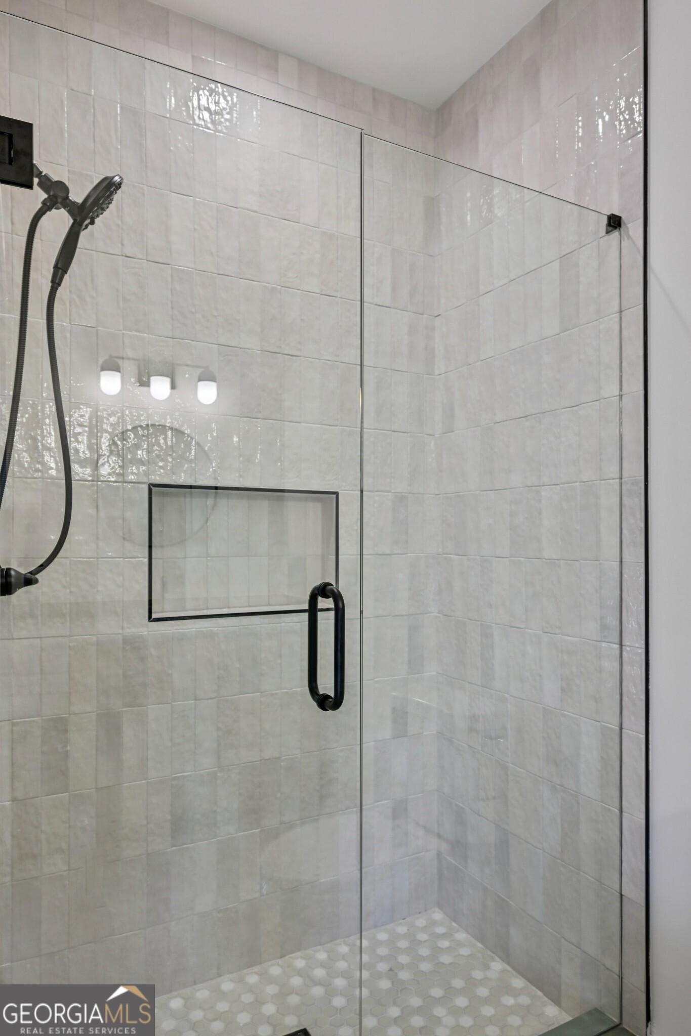 1160 Boulevard SE # 13