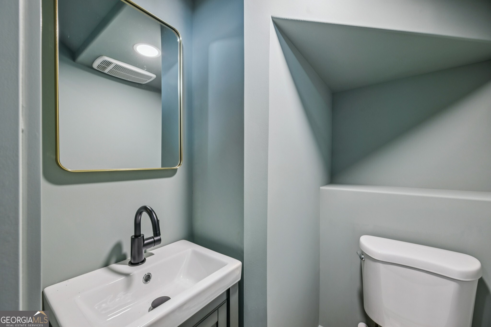 1160 Boulevard SE # 7