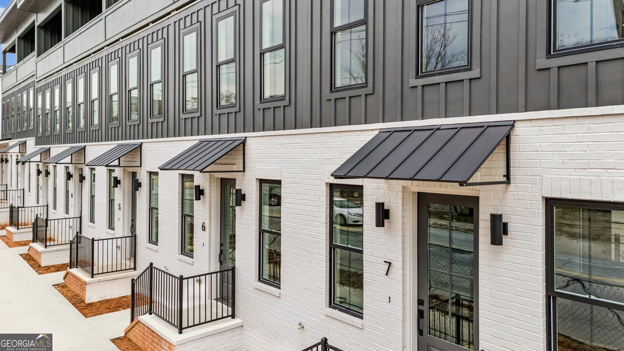 1160 Boulevard SE # 7