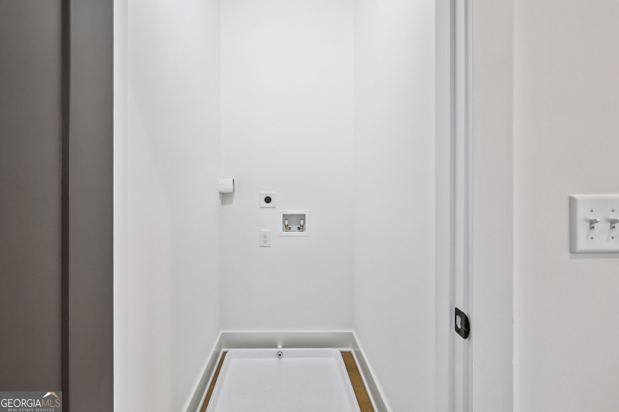 1160 Boulevard SE # 7