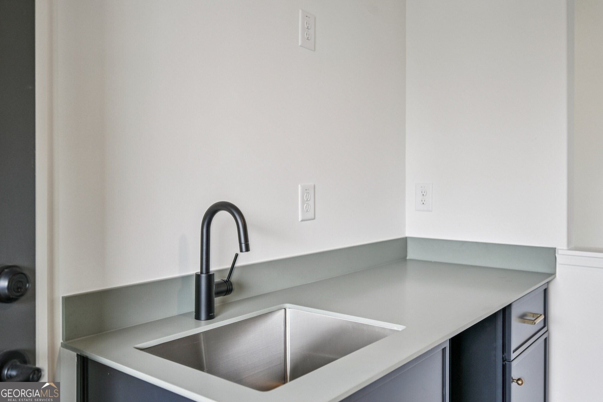 1160 Boulevard SE # 7