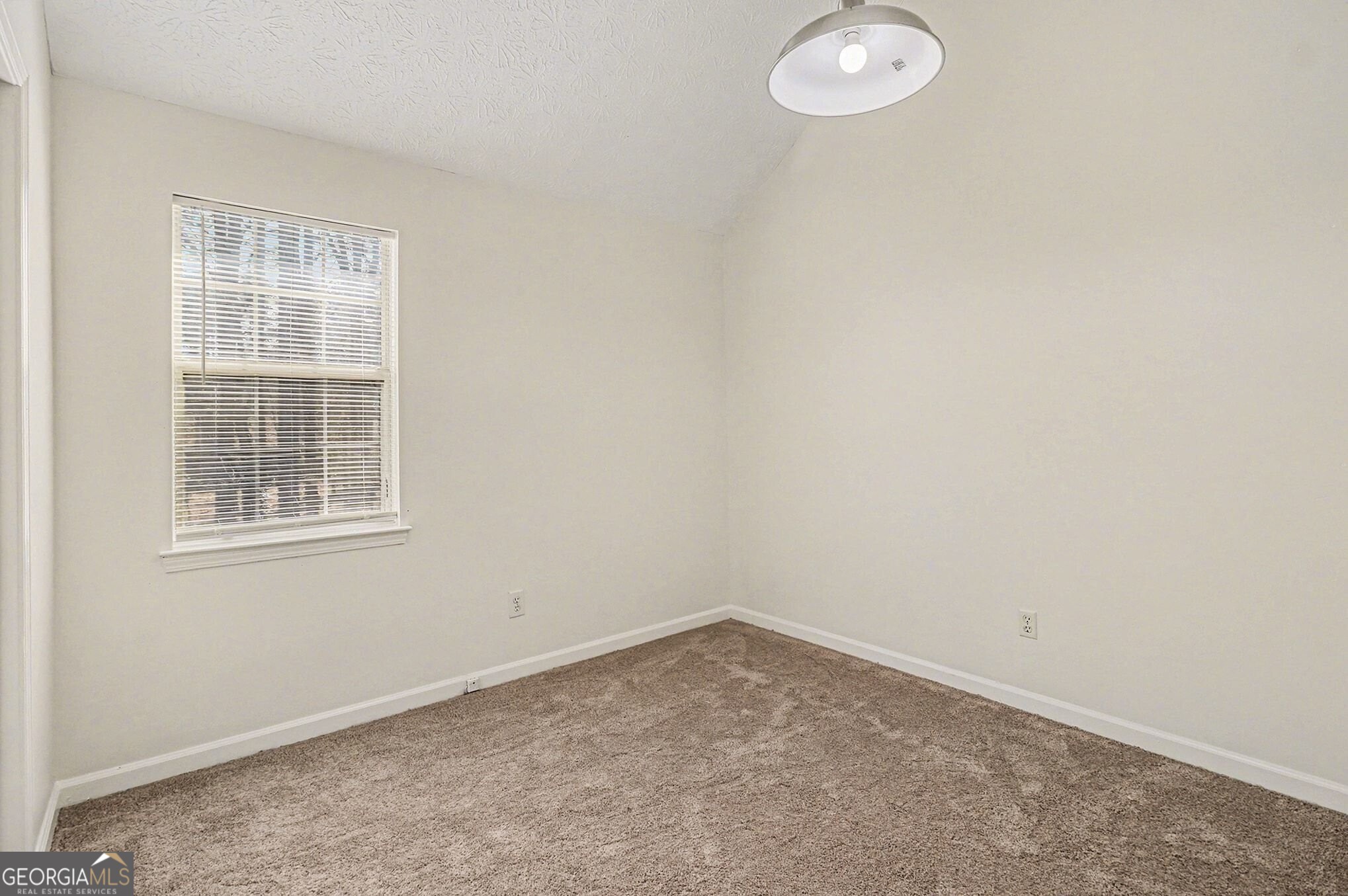 57 Braelinn Creek Court