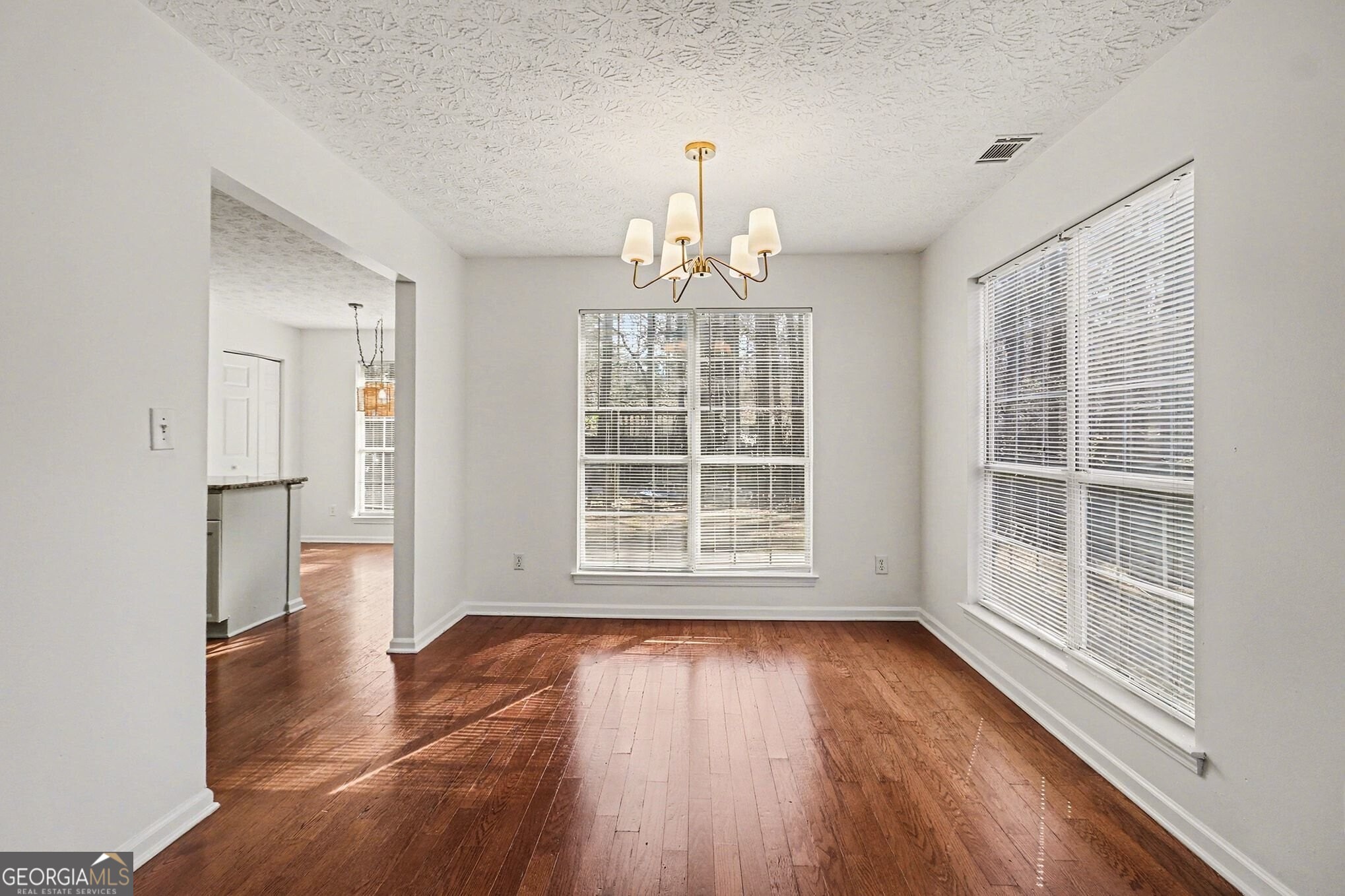 57 Braelinn Creek Court