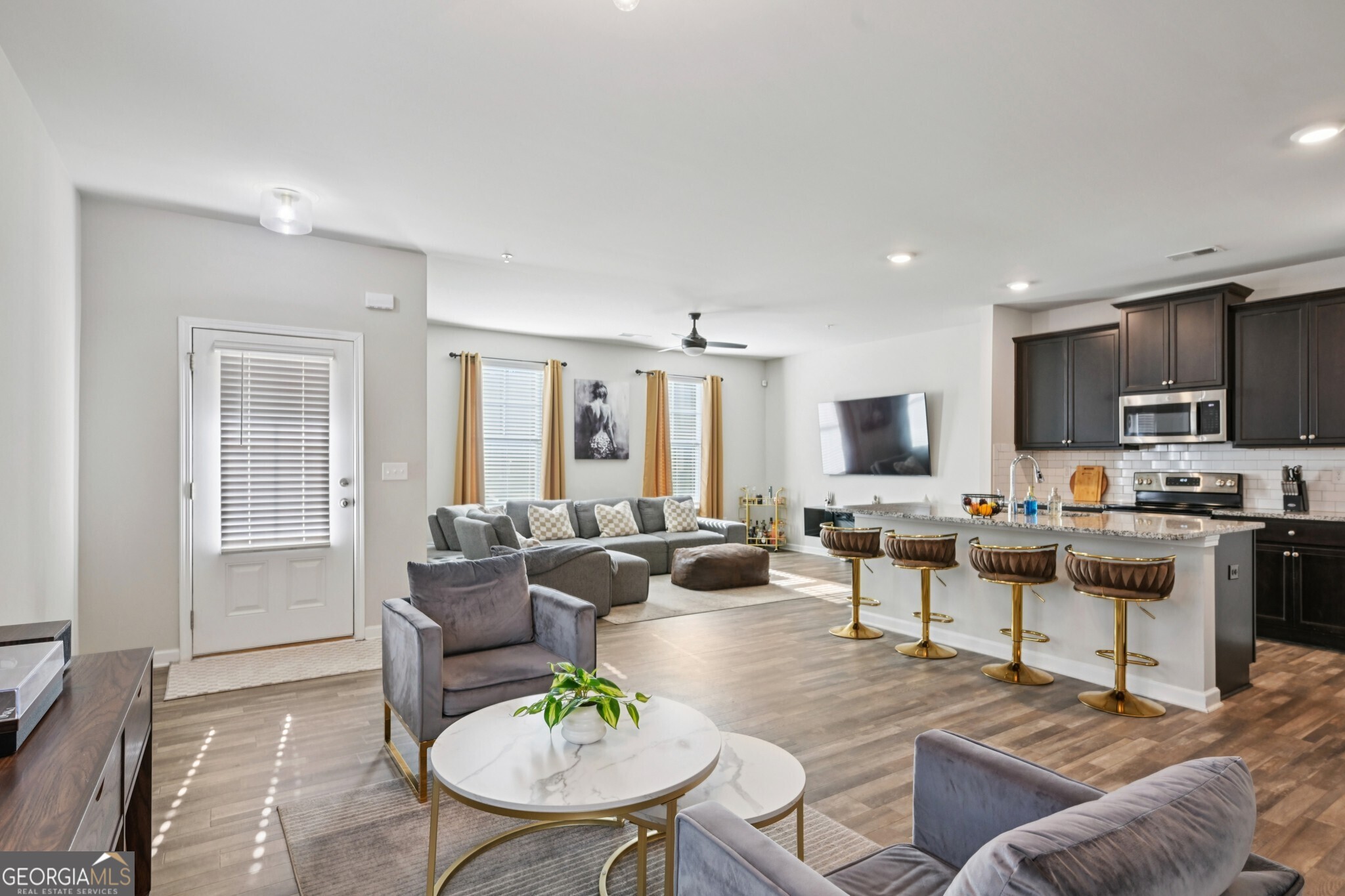 1300 Sweetbriar Circle