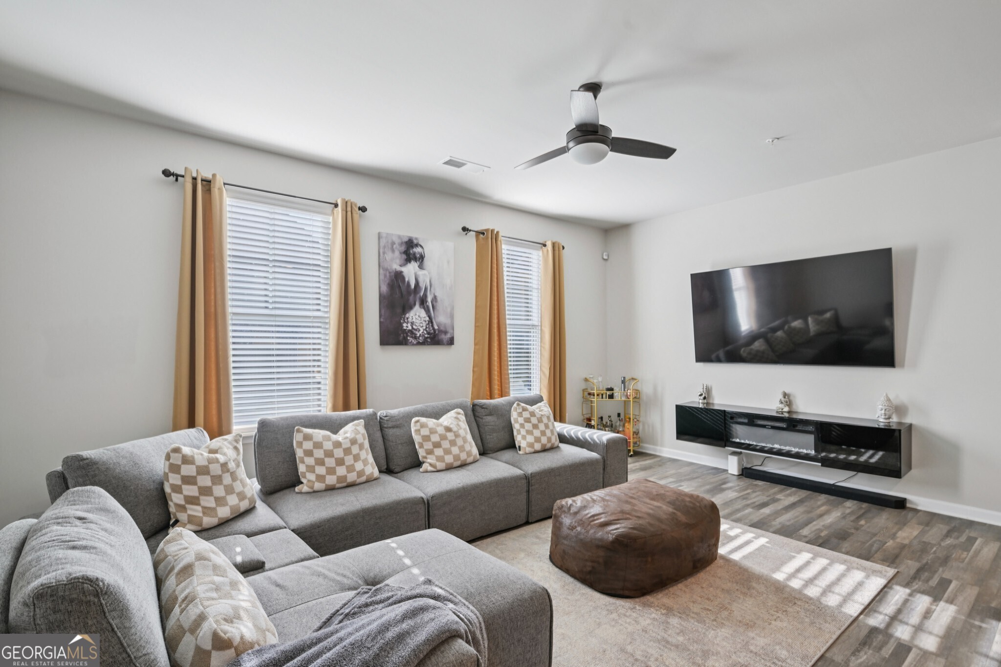 1300 Sweetbriar Circle