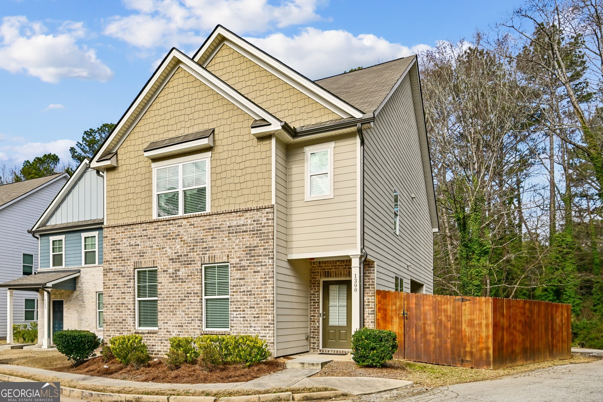 1300 Sweetbriar Circle