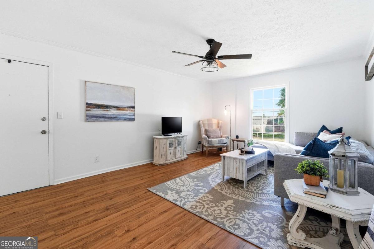 6700 Roswell Road # 28G