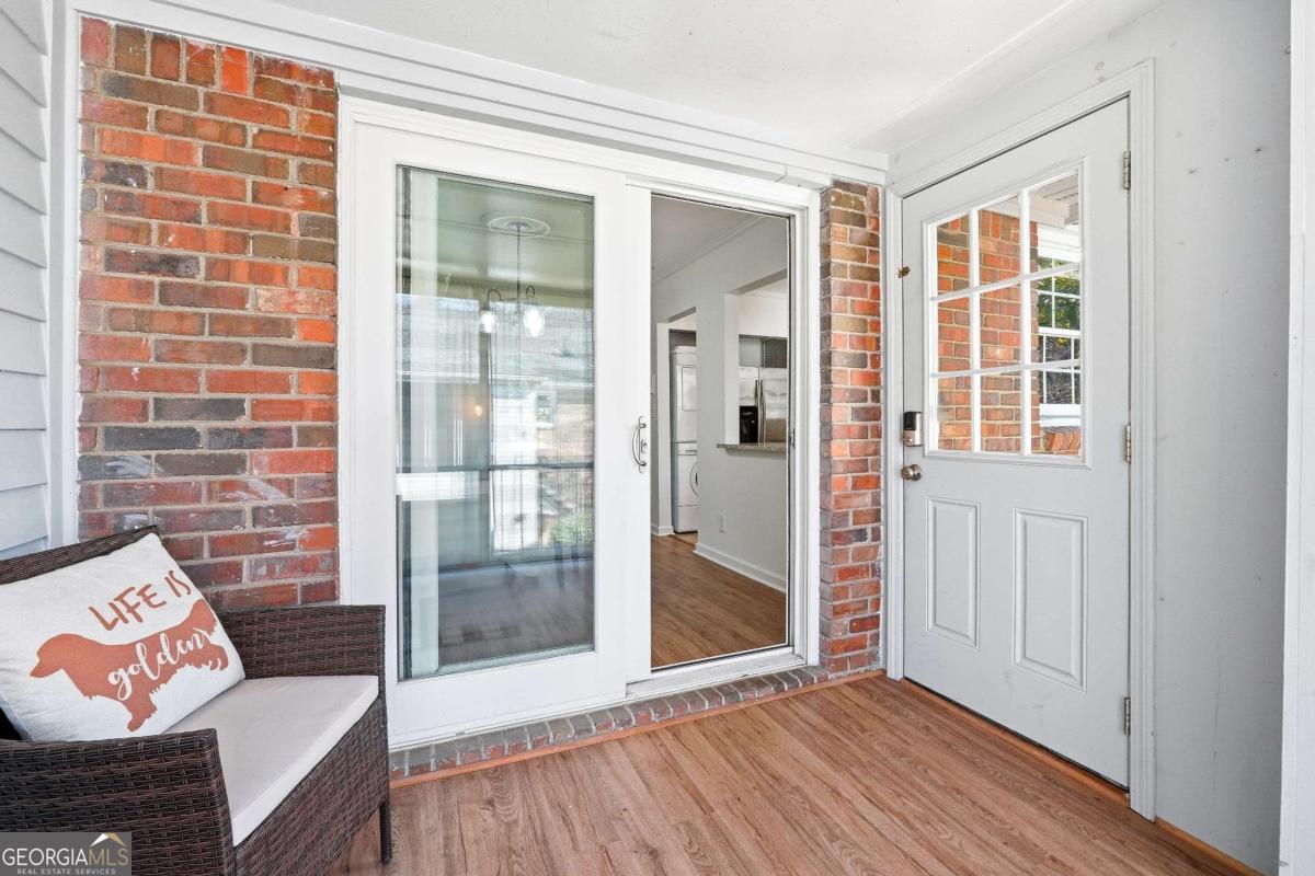 6700 Roswell Road # 28G