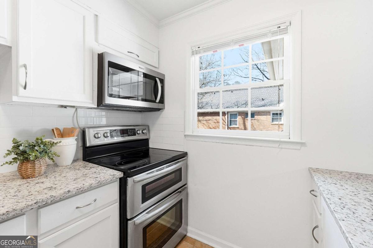 6700 Roswell Road # 28G