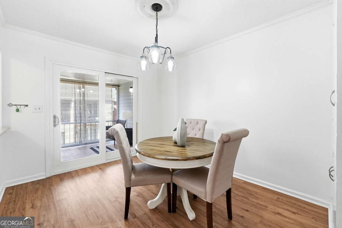 6700 Roswell Road # 28G