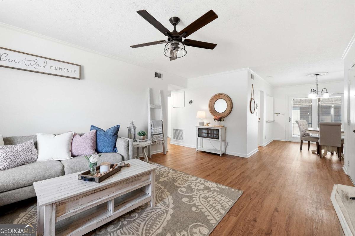 6700 Roswell Road # 28G