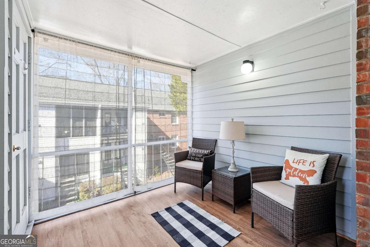 6700 Roswell Road # 28G