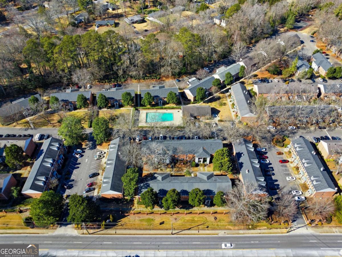 6700 Roswell Road # 28G