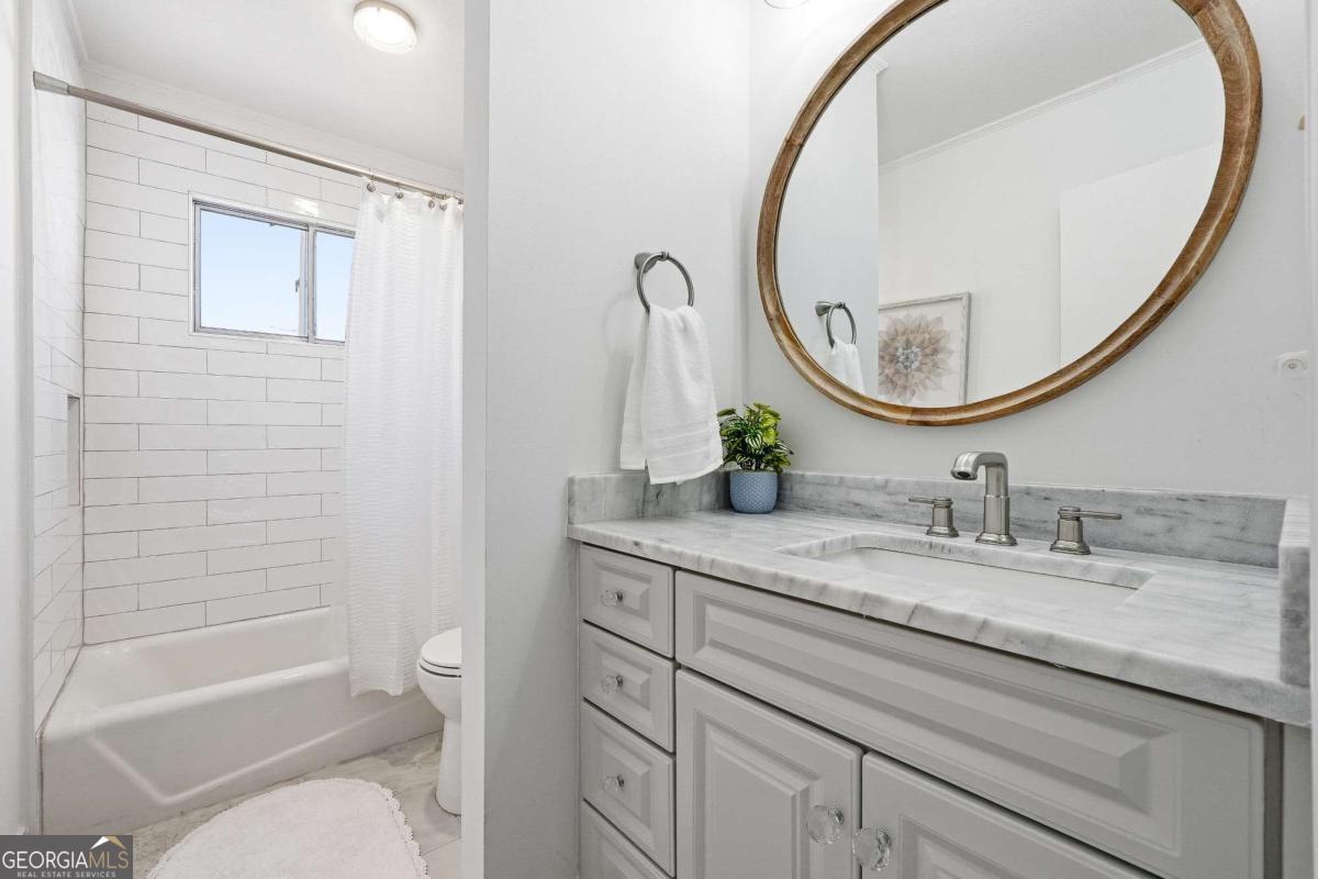 6700 Roswell Road # 28G