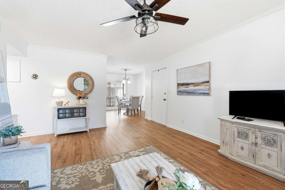 6700 Roswell Road # 28G