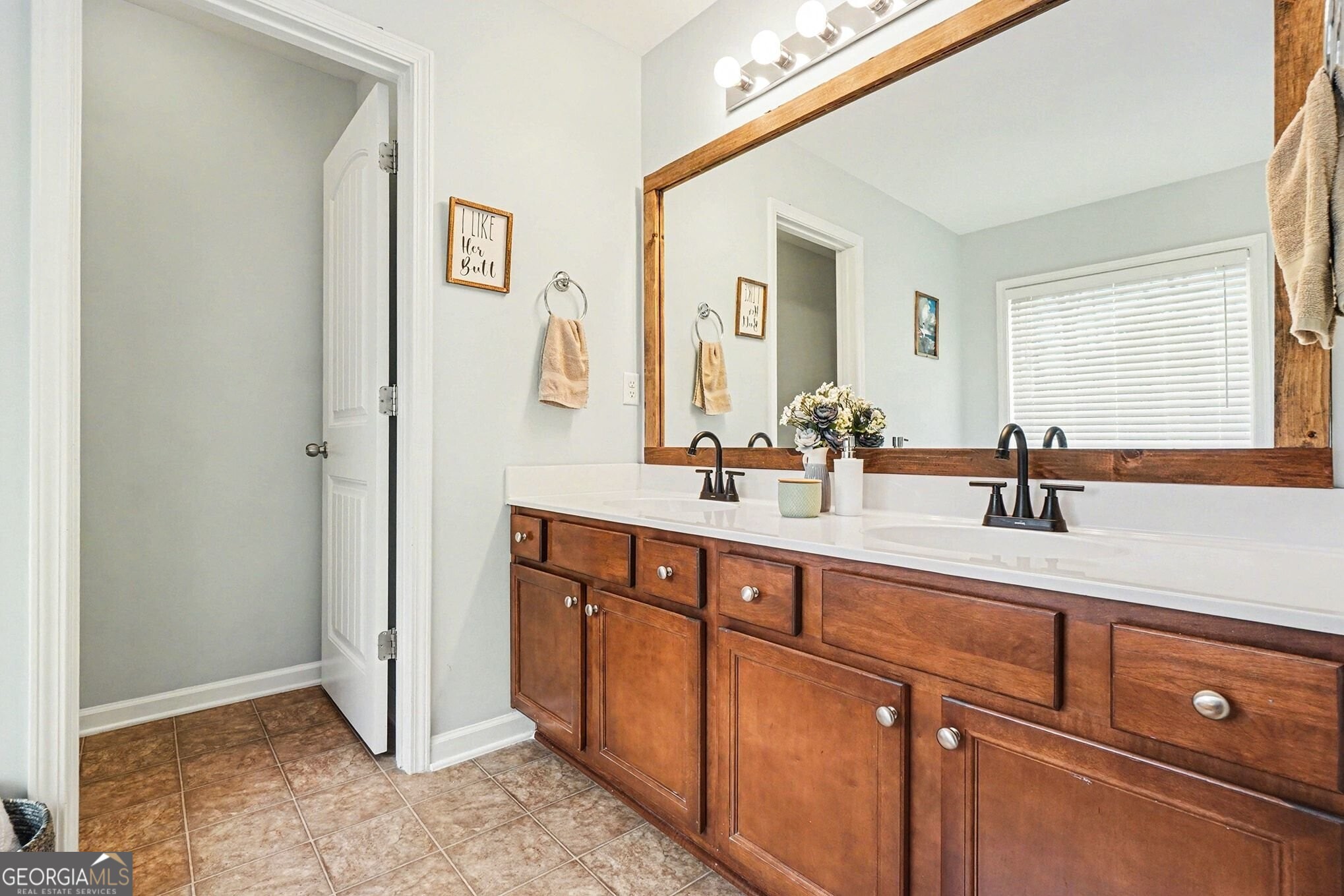 5220 Centennial Hill Drive NW