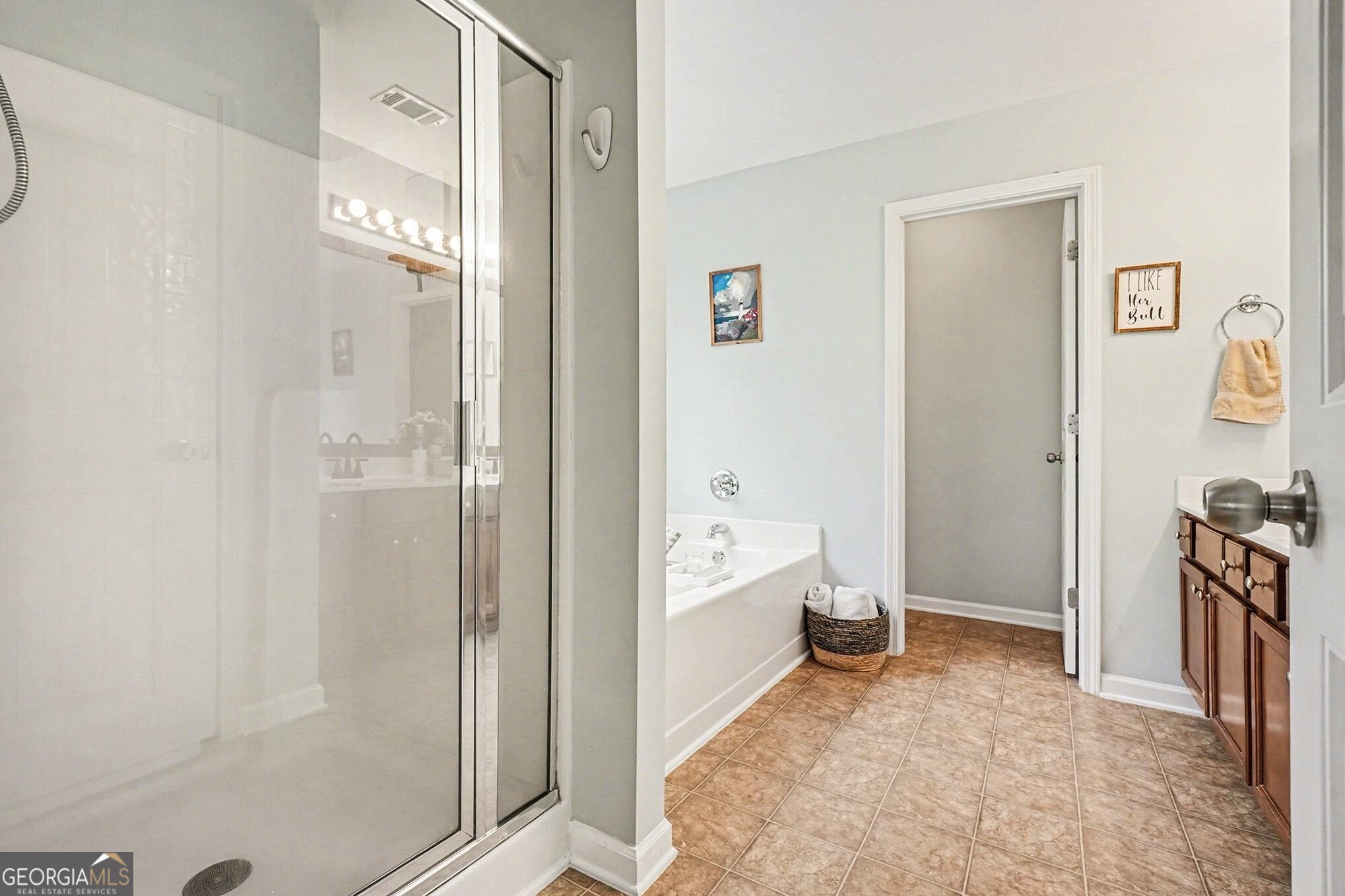 5220 Centennial Hill Drive NW