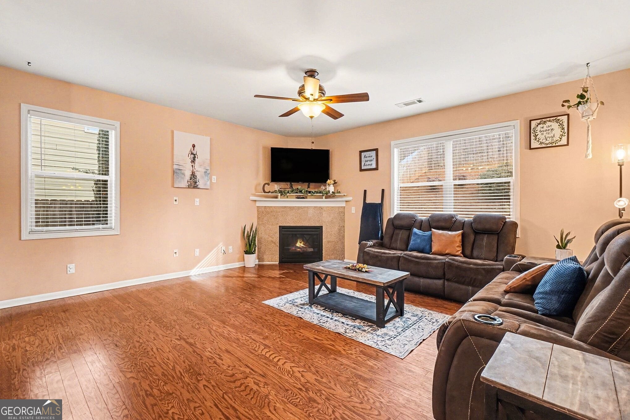 5220 Centennial Hill Drive NW