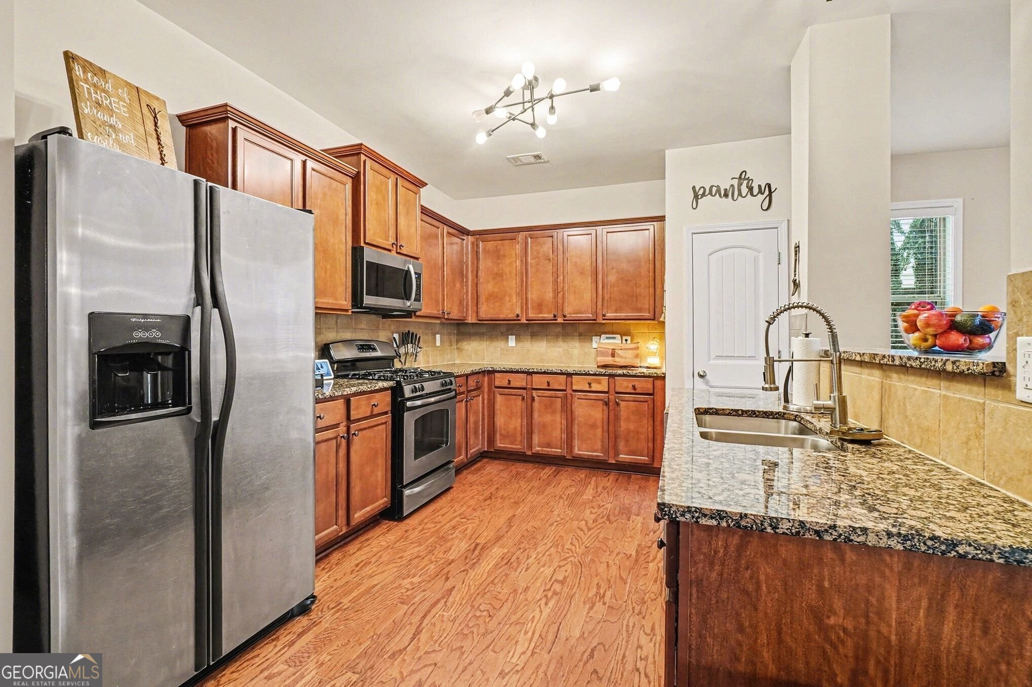 5220 Centennial Hill Drive NW