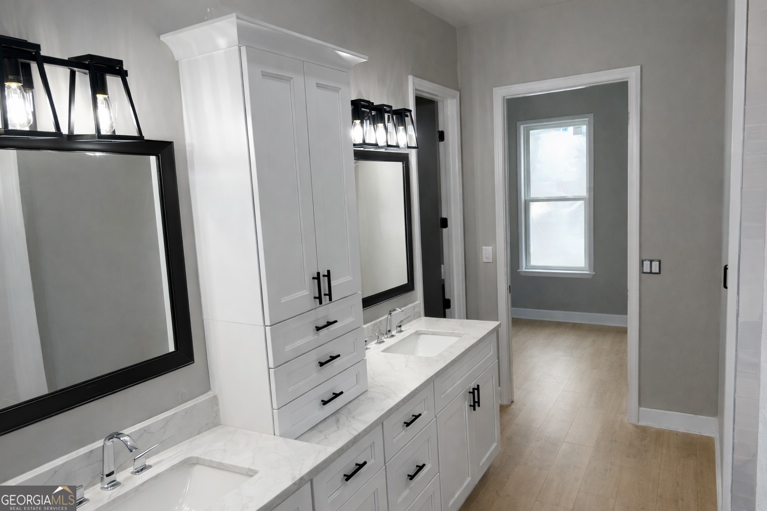 6860 Heardsville Road