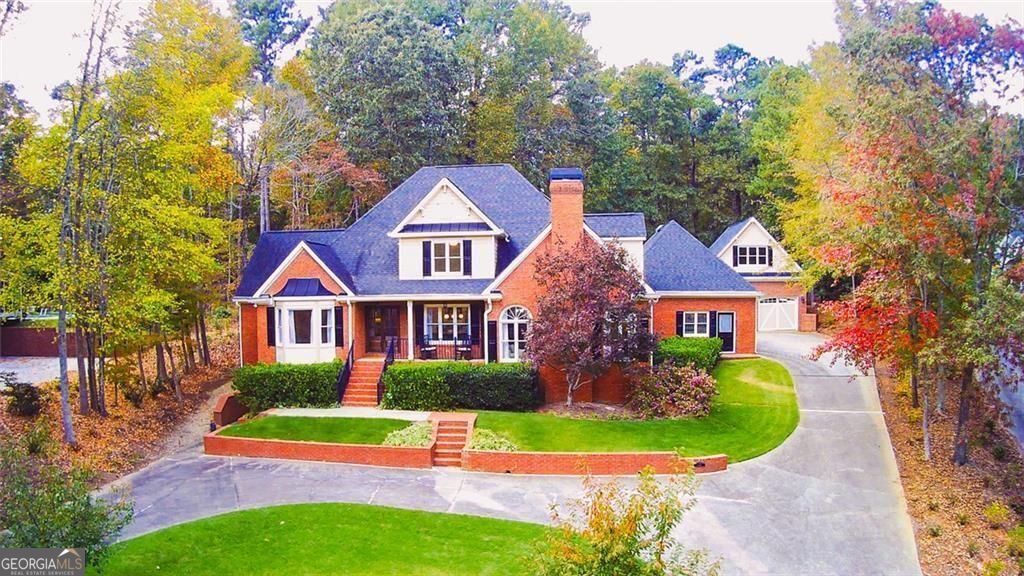 432 Westlake Drive NW