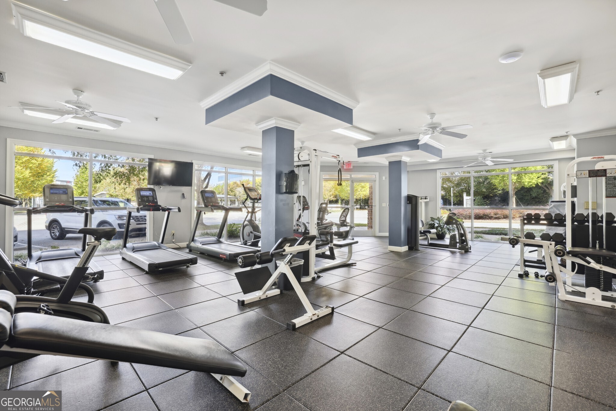 10 Perimeter Summit Boulevard NE # 4143