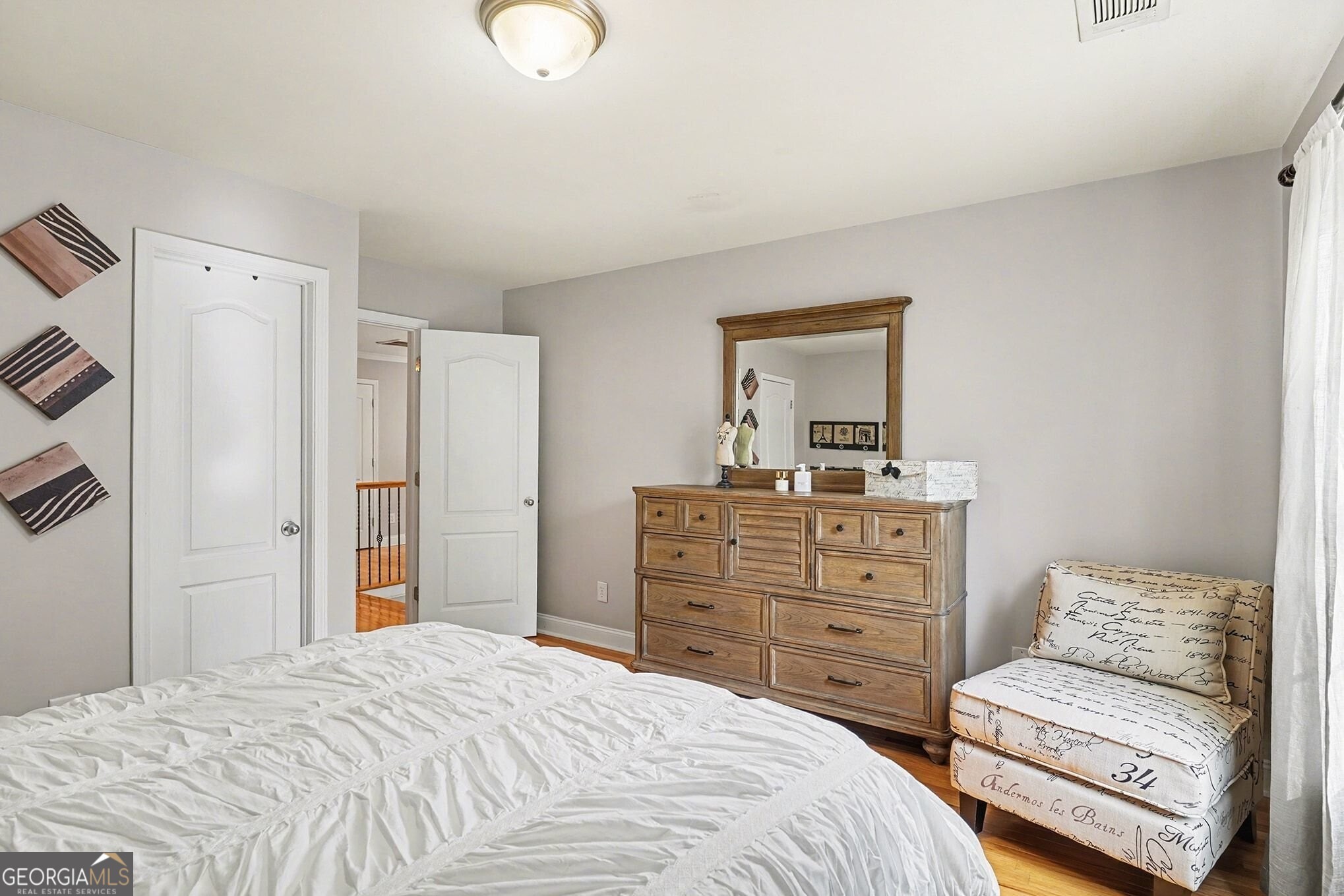 2416 Brynlyn Woods Drive NE