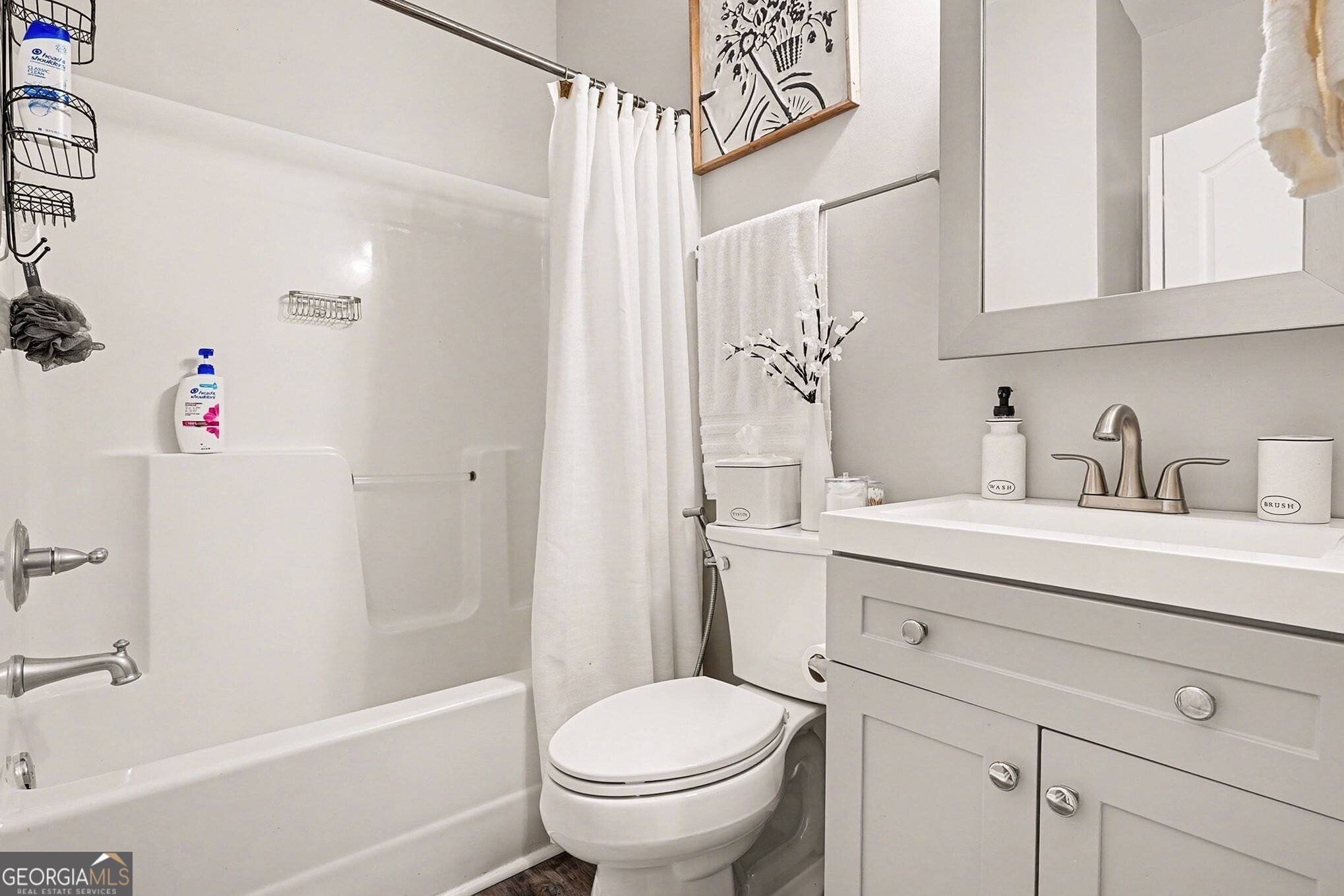 2416 Brynlyn Woods Drive NE