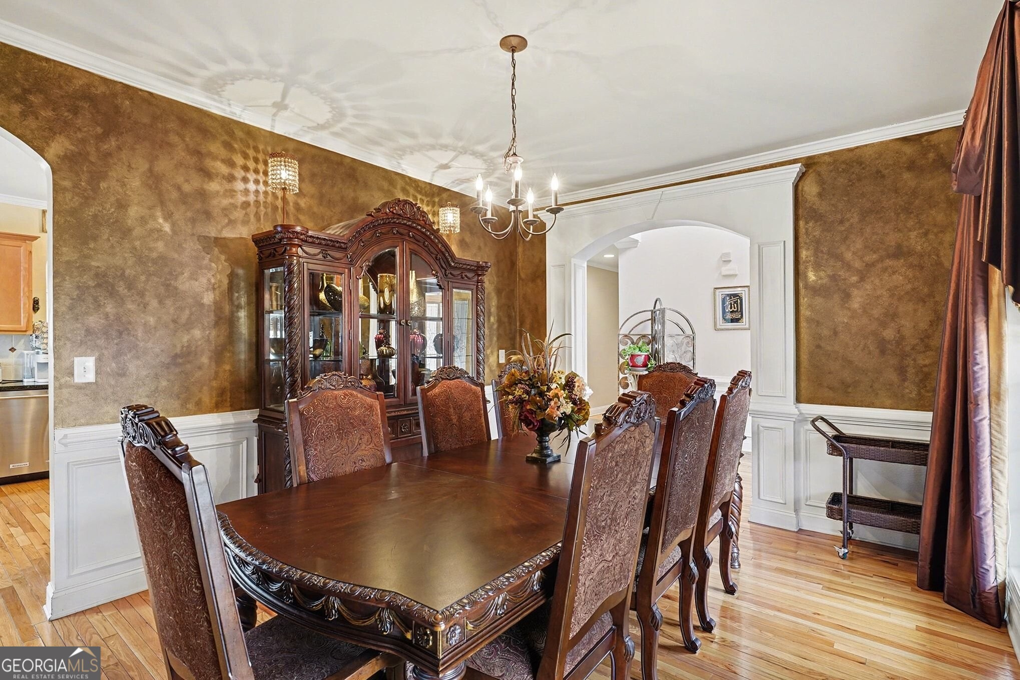 2416 Brynlyn Woods Drive NE