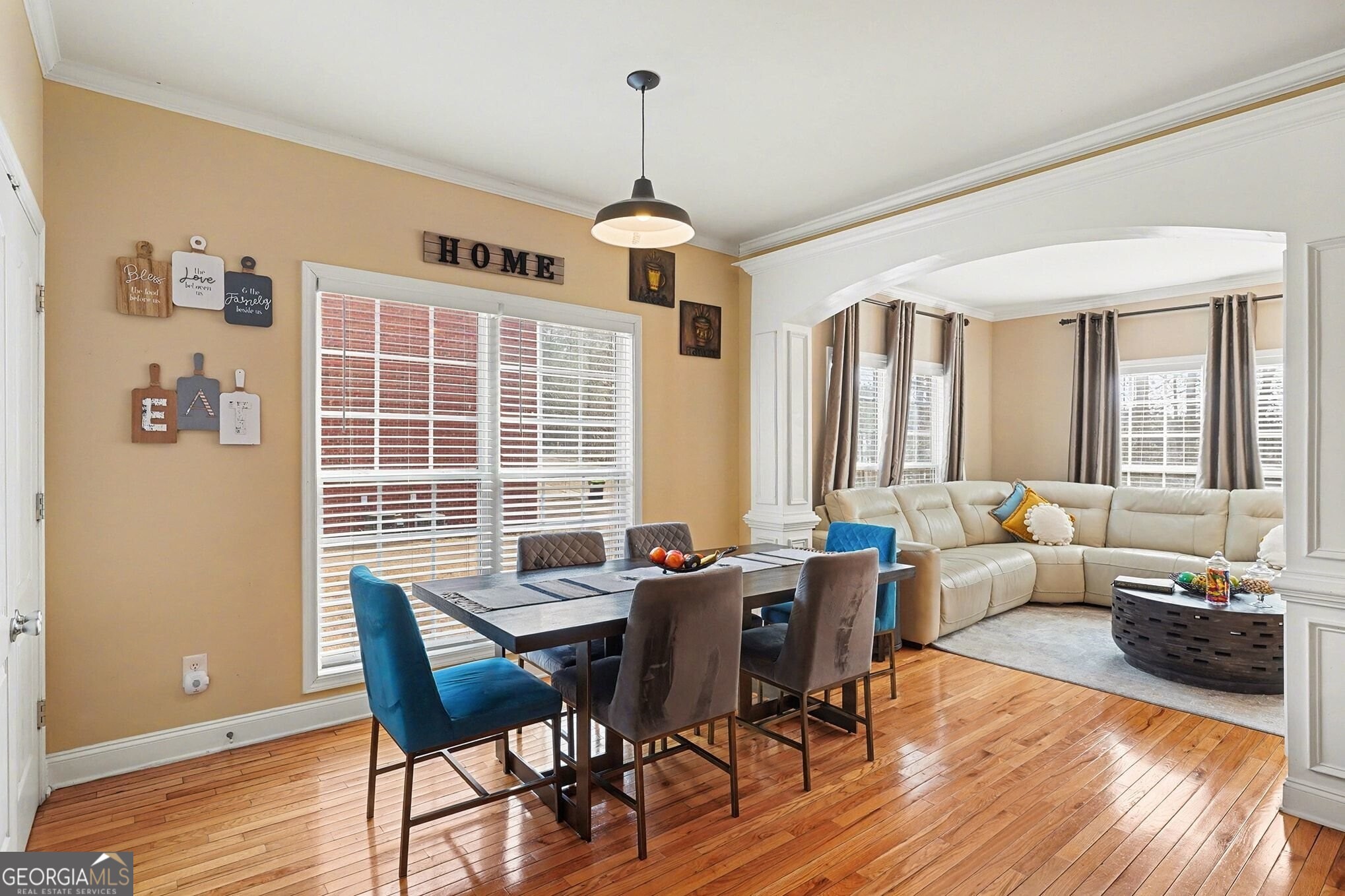 2416 Brynlyn Woods Drive NE