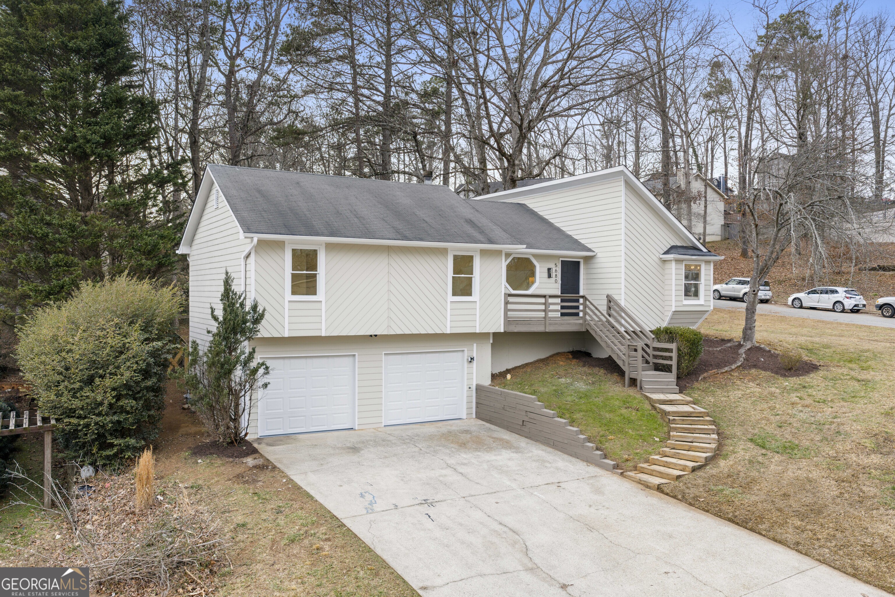 5680 Princeton Oaks Drive