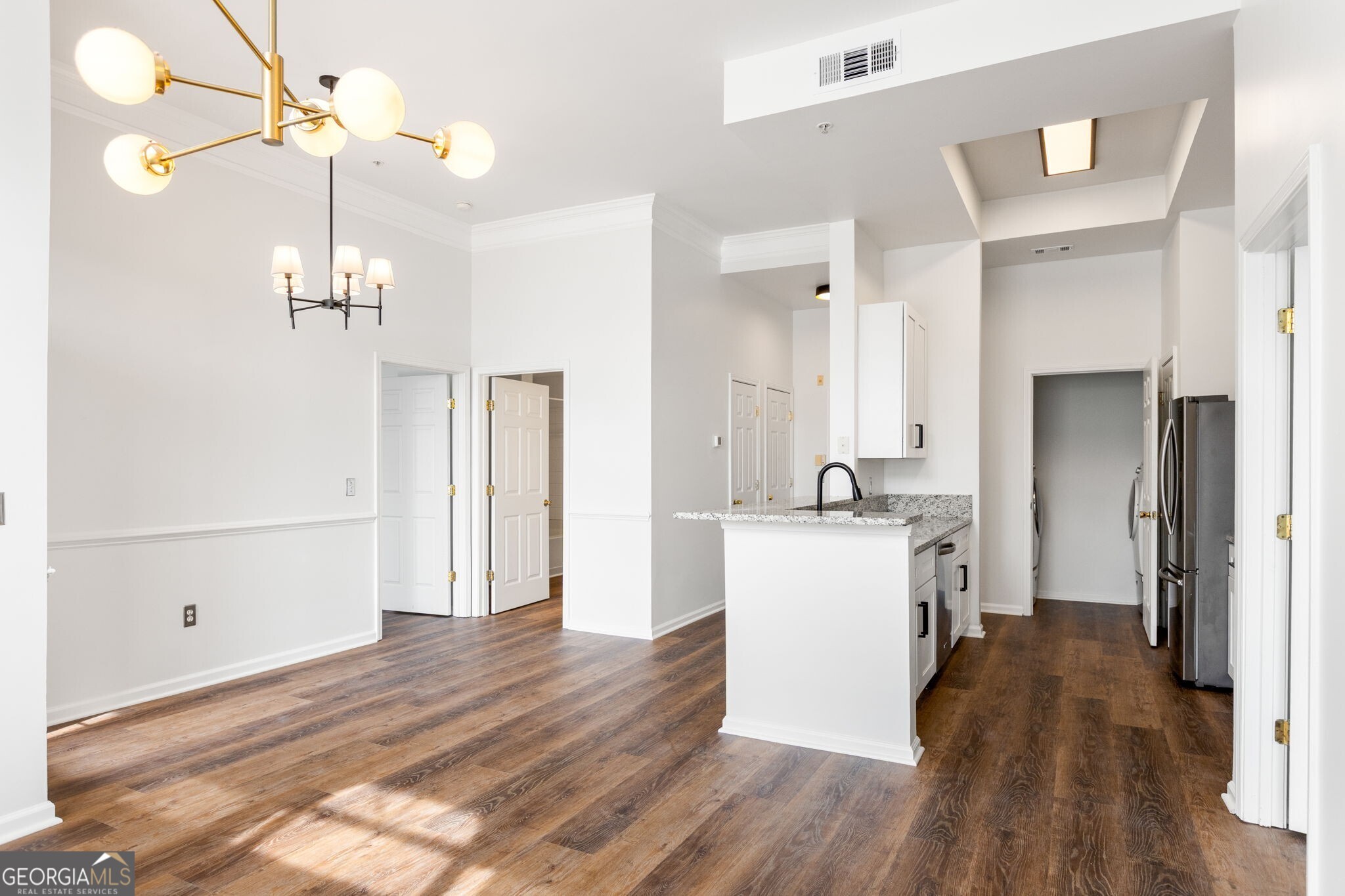 2700 Pine Tree Road NE # 1317