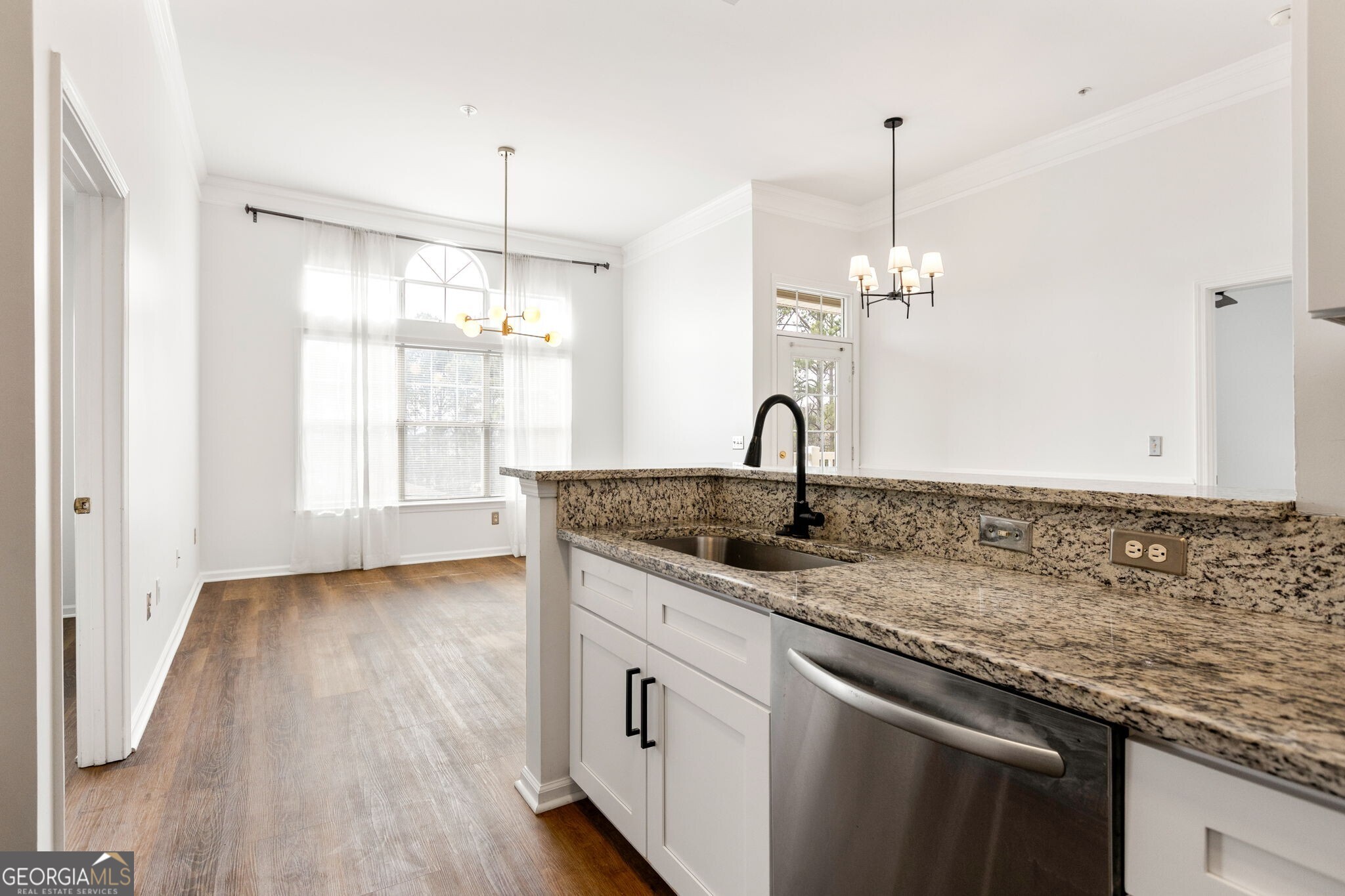 2700 Pine Tree Road NE # 1317