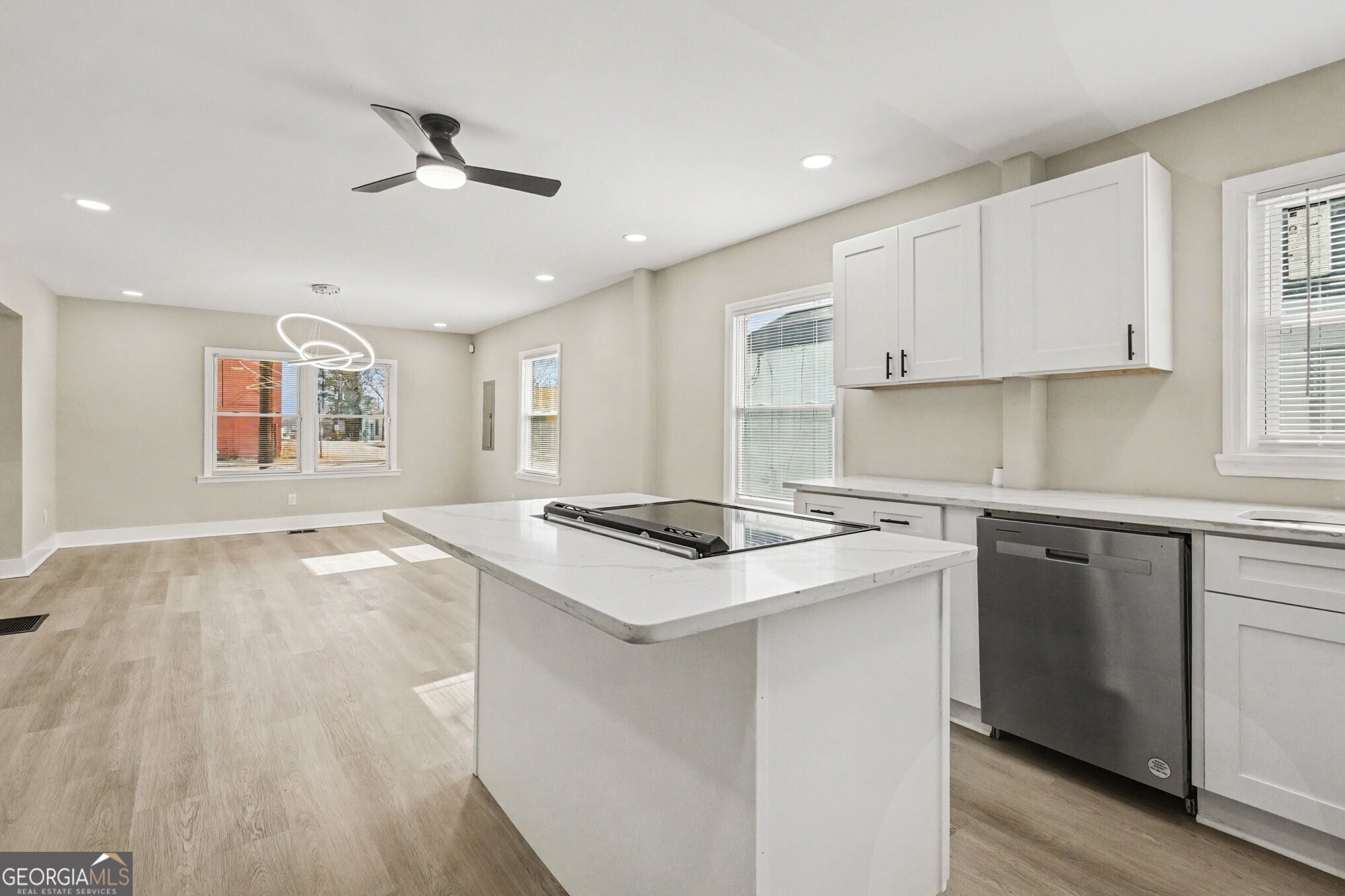 1515 Jonesboro Road SE