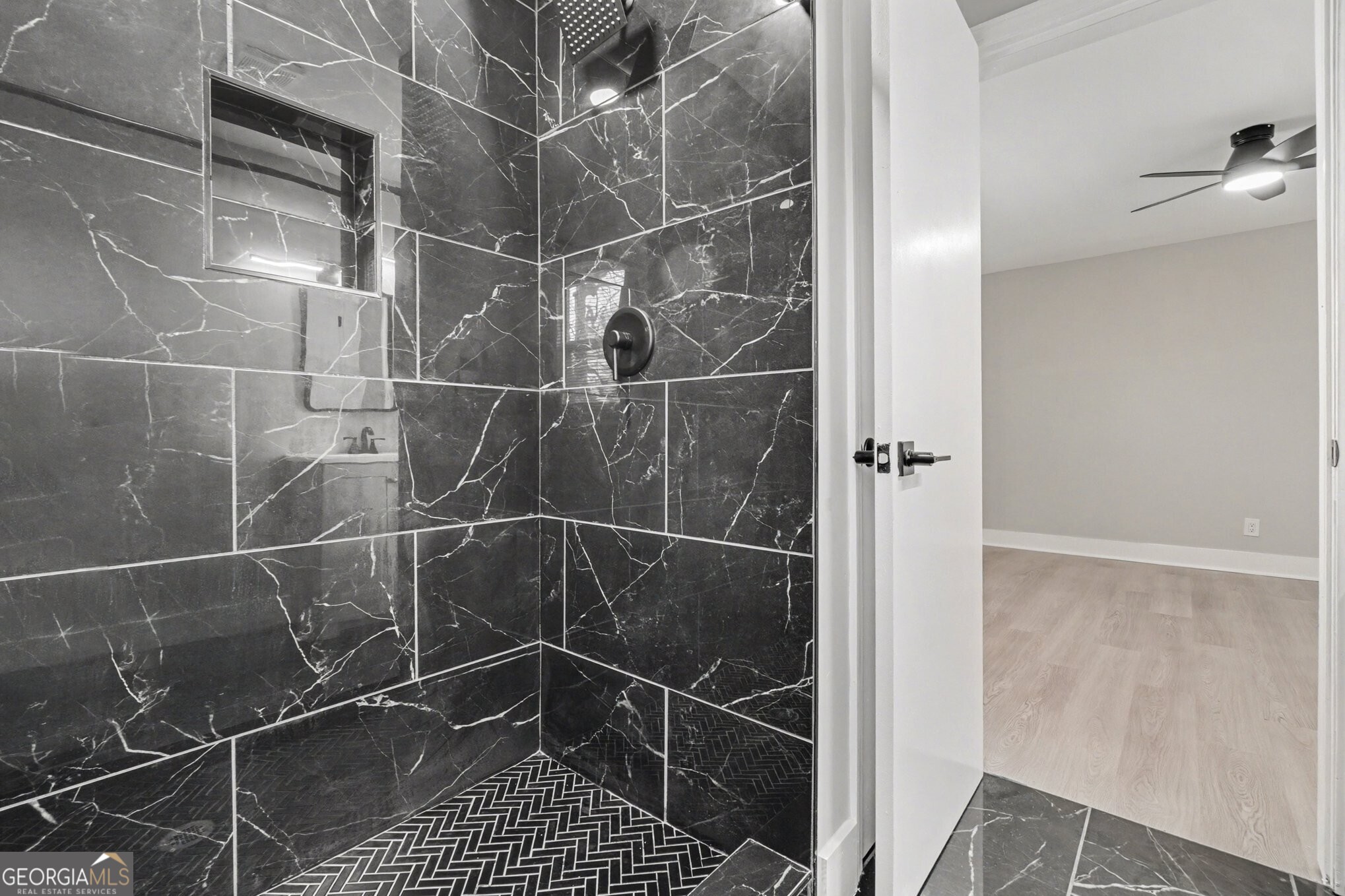 1515 Jonesboro Road SE