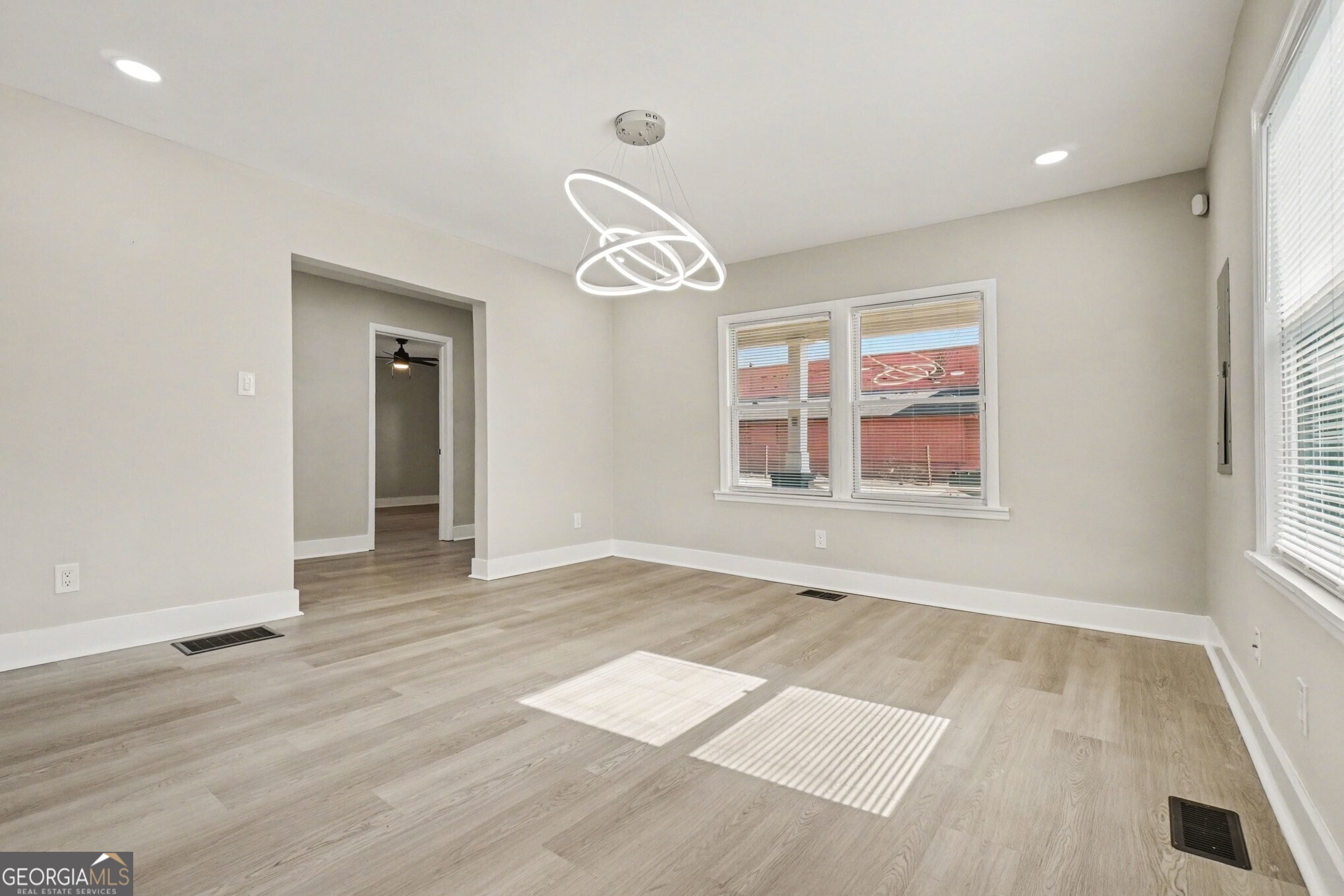 1515 Jonesboro Road SE