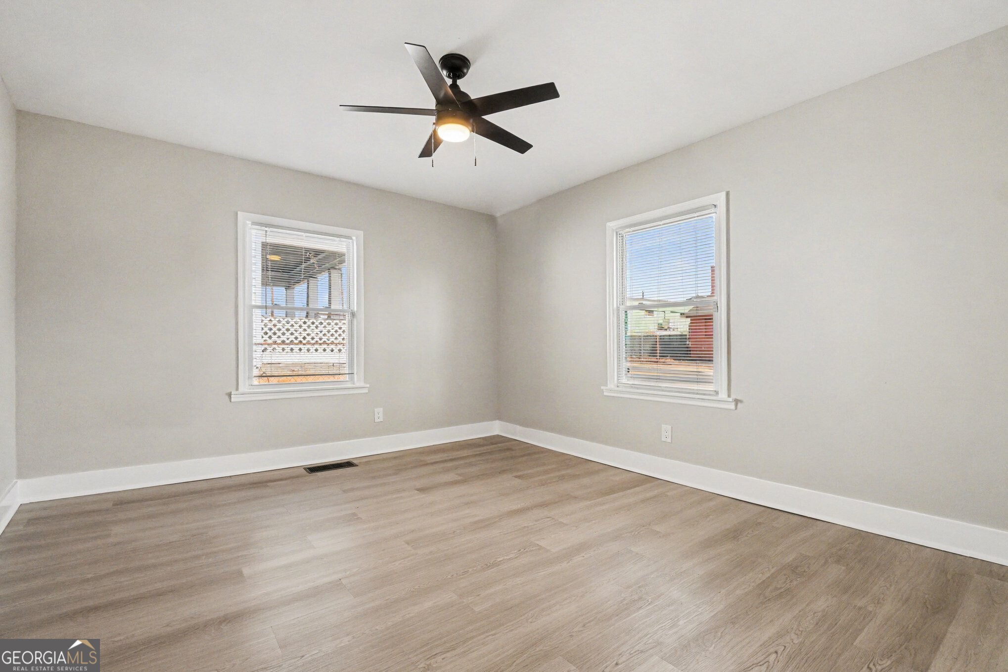 1515 Jonesboro Road SE